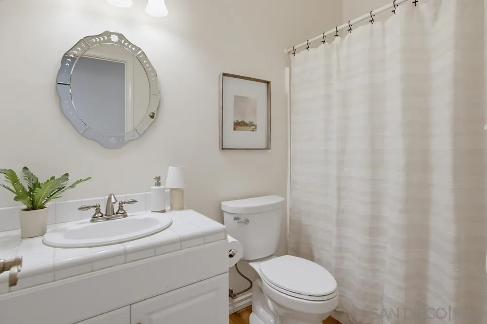 https://cdn.realtyfeed.com/cdn/127/260023880/5d9560c4eef518b087ceedcfd48ddd07.webp