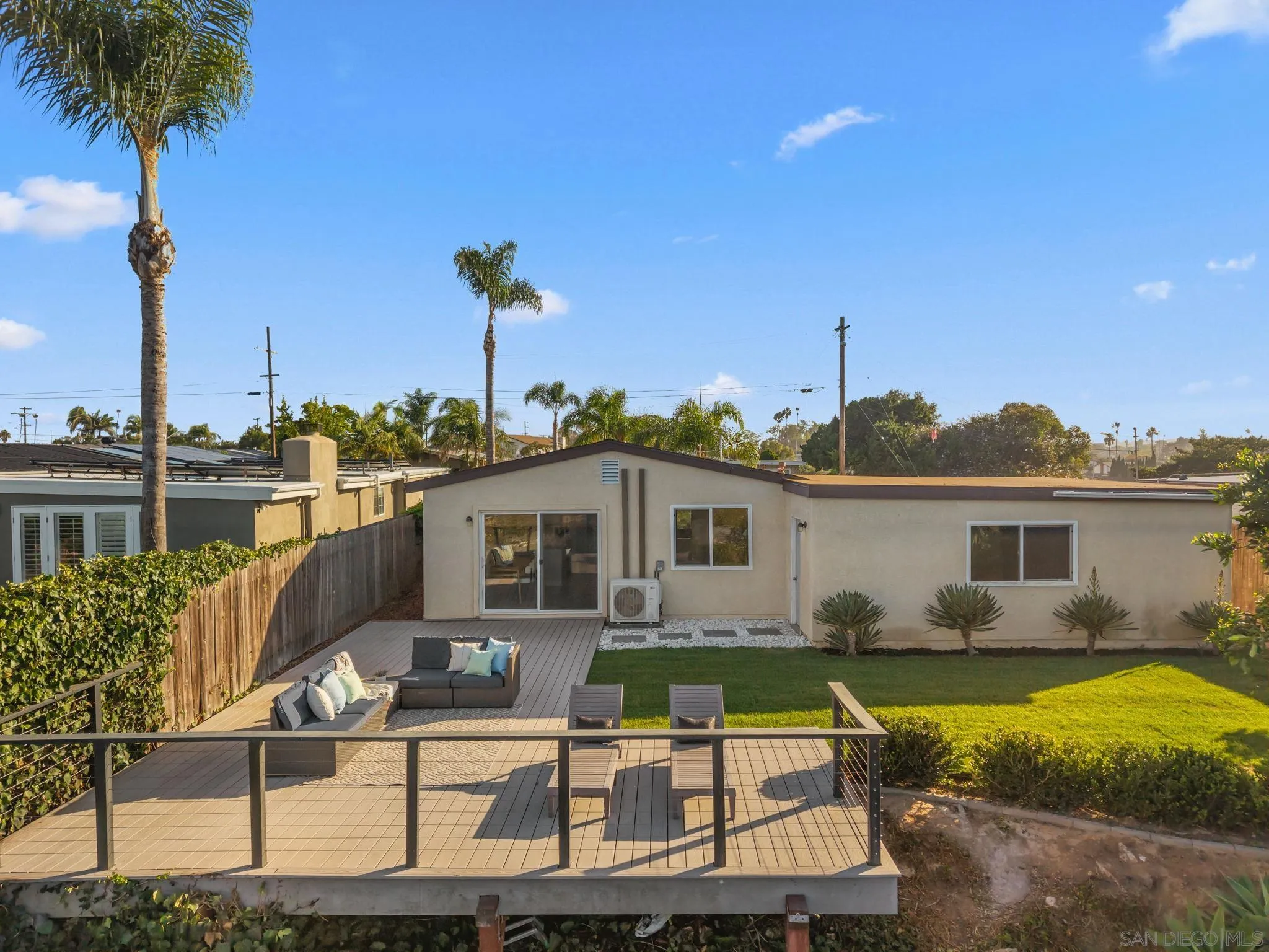 https://cdn.realtyfeed.com/cdn/127/260023882/98972a9e709f4cd867fd5591642c8a0a.webp
