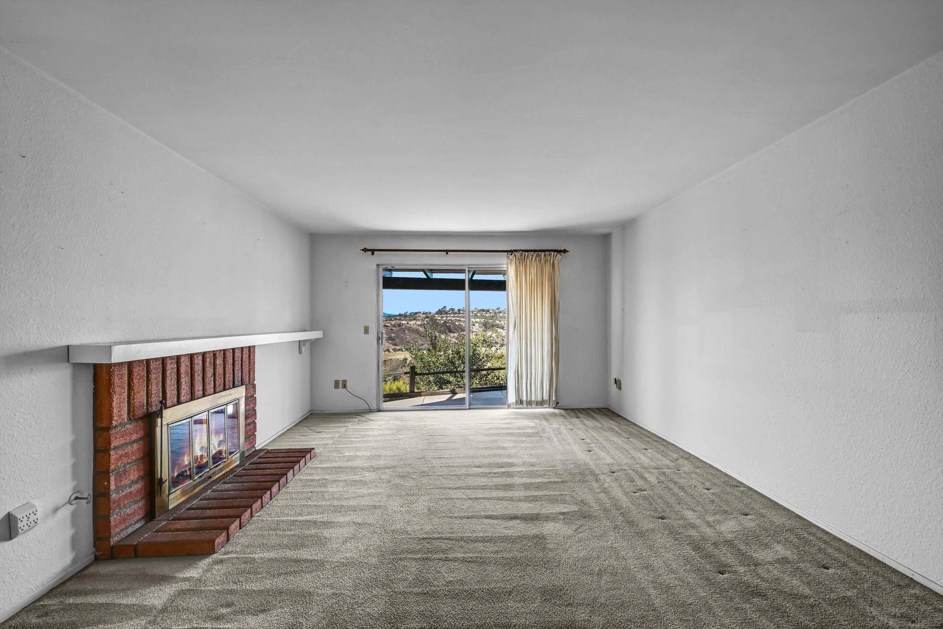 https://cdn.realtyfeed.com/cdn/127/260023889/ba869ff95792b220d9f7d55680807628.webp