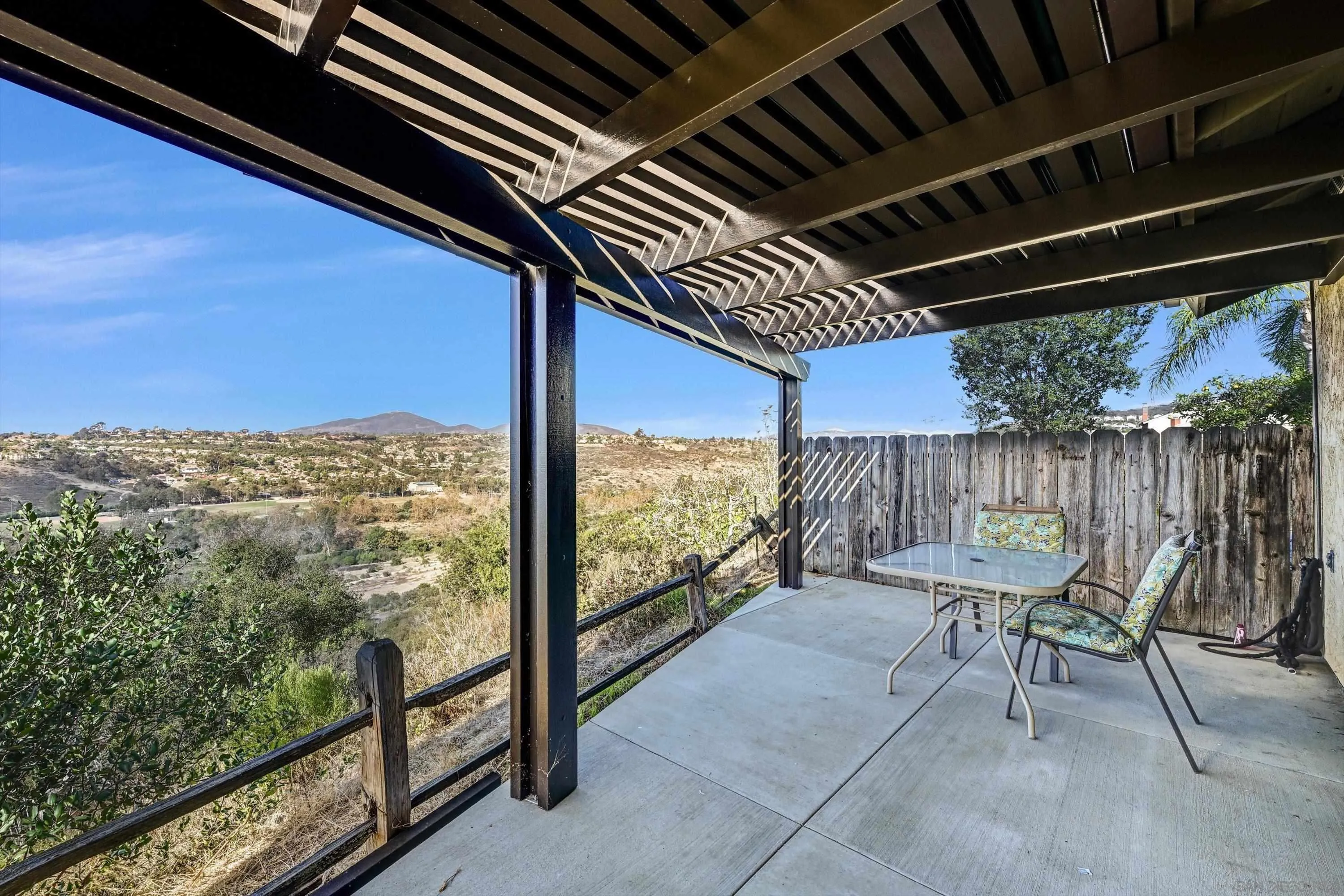 https://cdn.realtyfeed.com/cdn/127/260023889/e457c79fe9a3be1f4694b0228fb9a4a8.webp