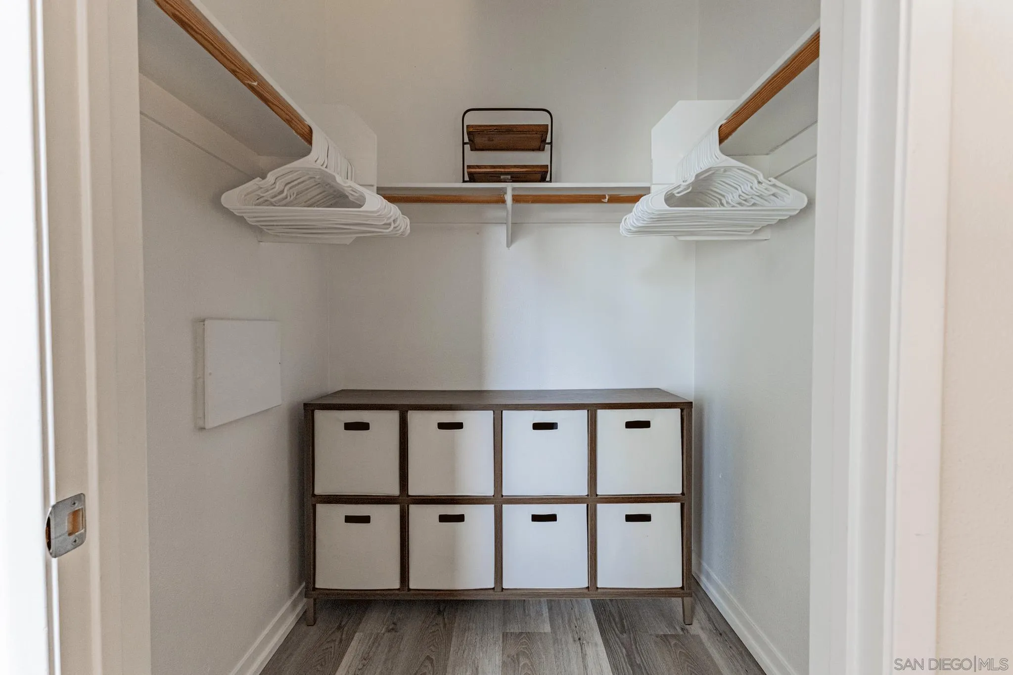 https://cdn.realtyfeed.com/cdn/127/260023893/679234c8a5319232cae42180cdf4eb42.webp