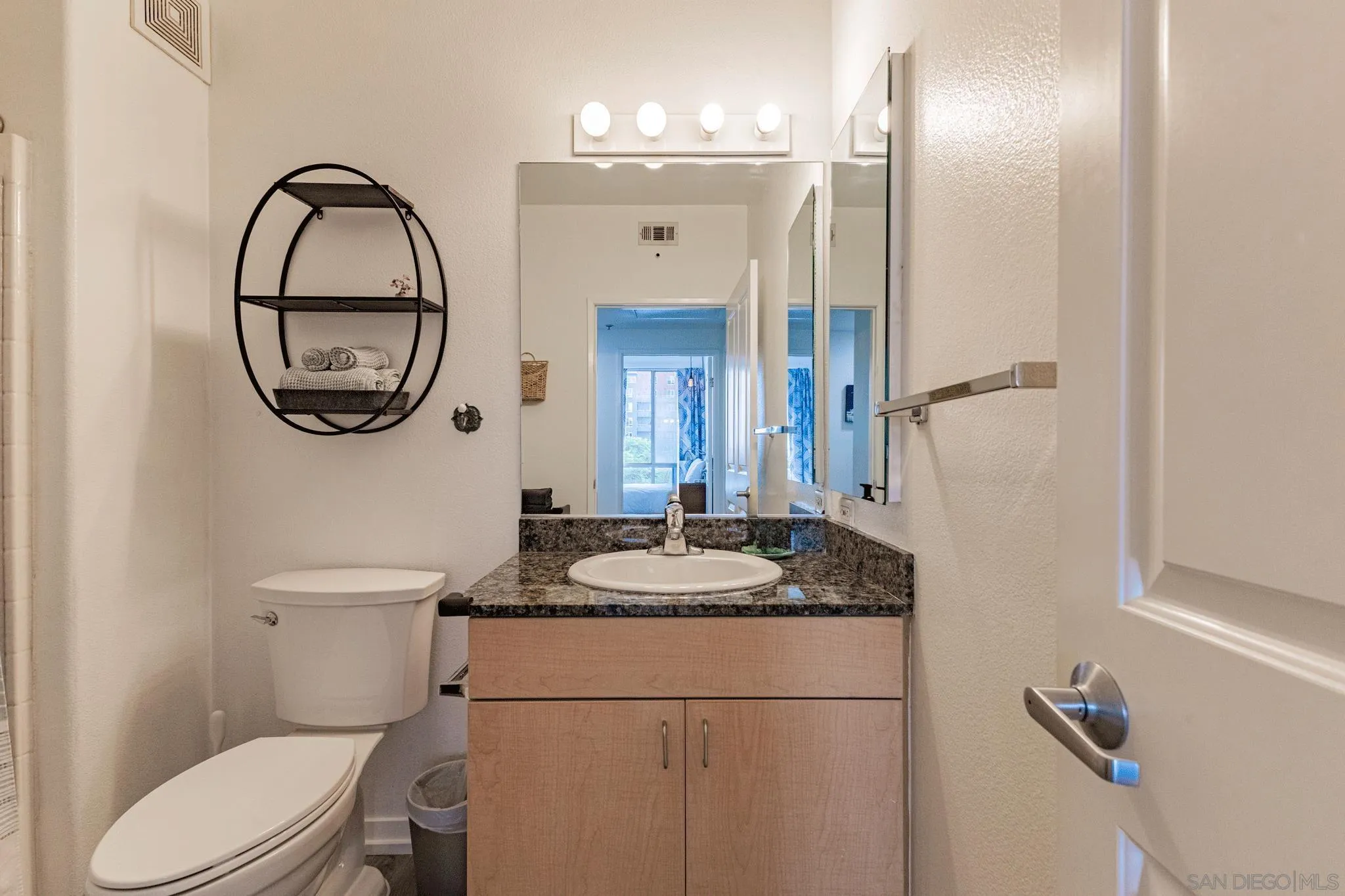 https://cdn.realtyfeed.com/cdn/127/260023893/7ea7cad8d5ae208e9fe75f17ecce32f1.webp