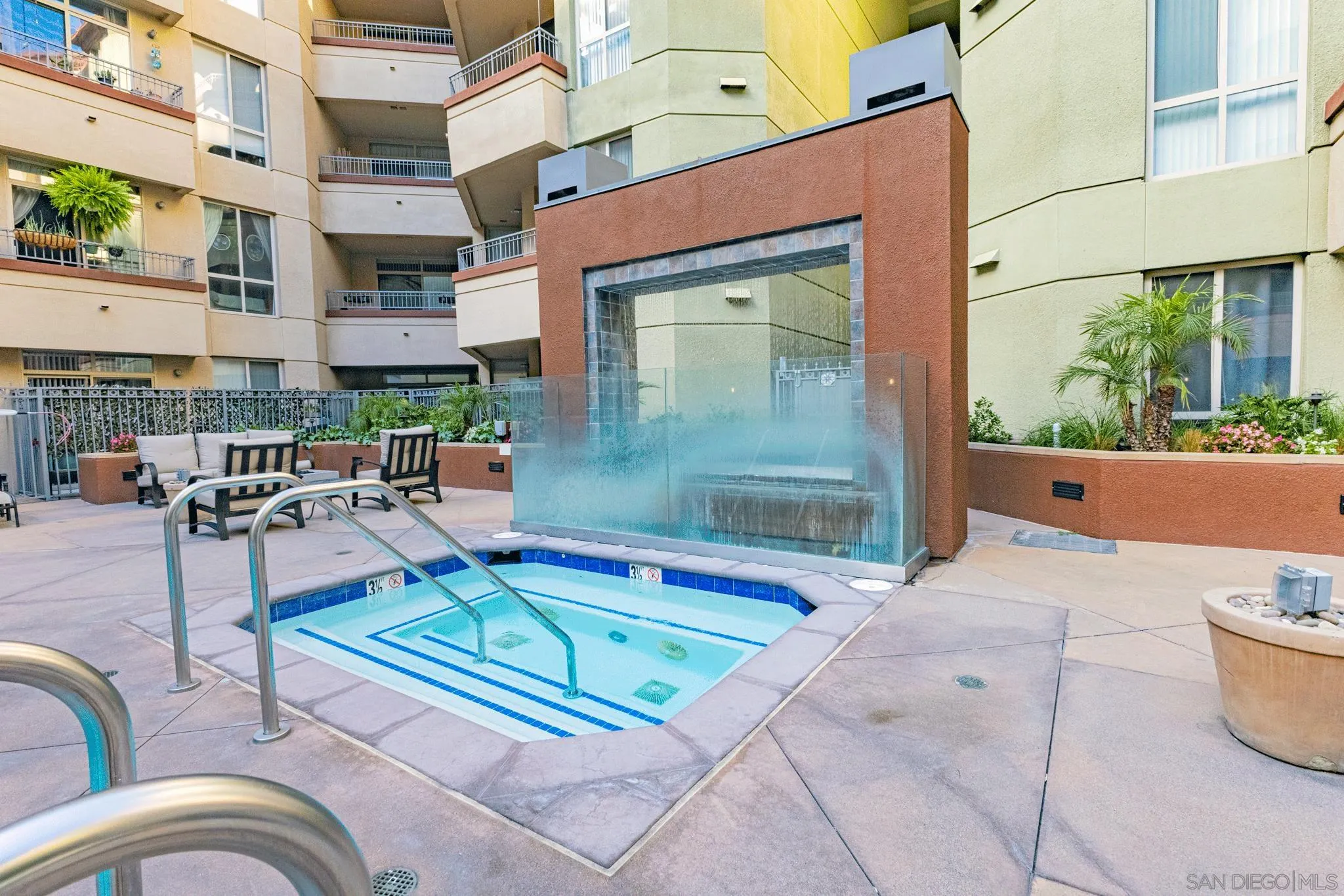 https://cdn.realtyfeed.com/cdn/127/260023893/d310e25c77222953582b1cecc54cb5f1.webp
