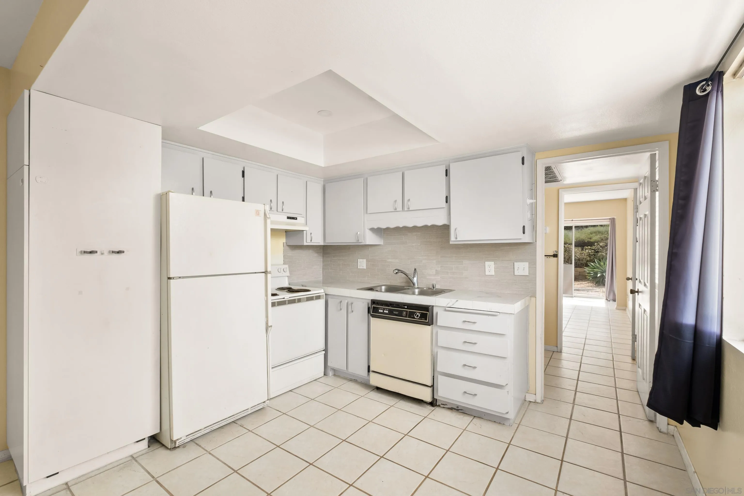 27707 Mountain Meadows Rd #49, Escondido, CA 92026, photo 9