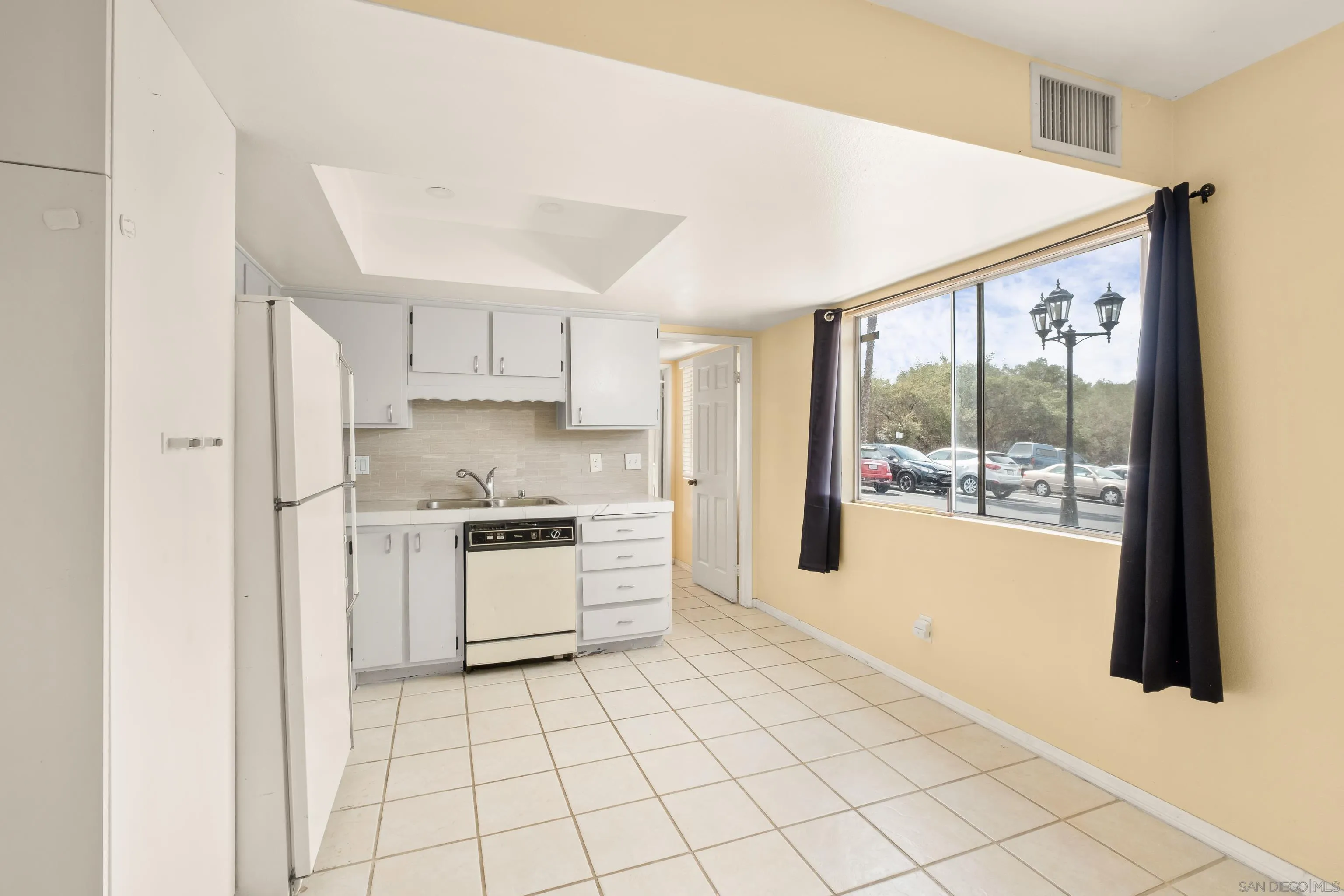 27707 Mountain Meadows Rd #49, Escondido, CA 92026, photo 8