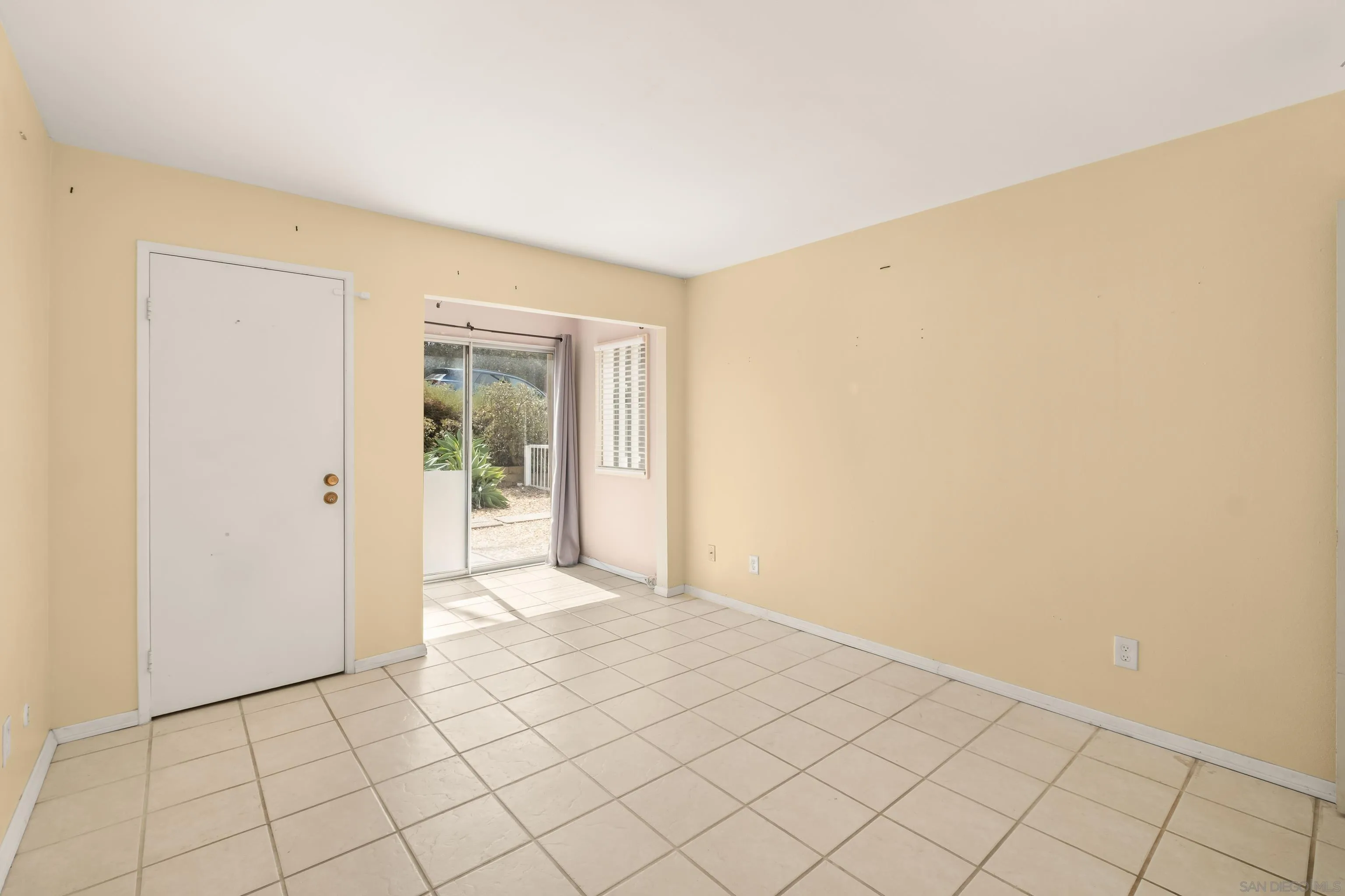 27707 Mountain Meadows Rd #49, Escondido, CA 92026, photo 17