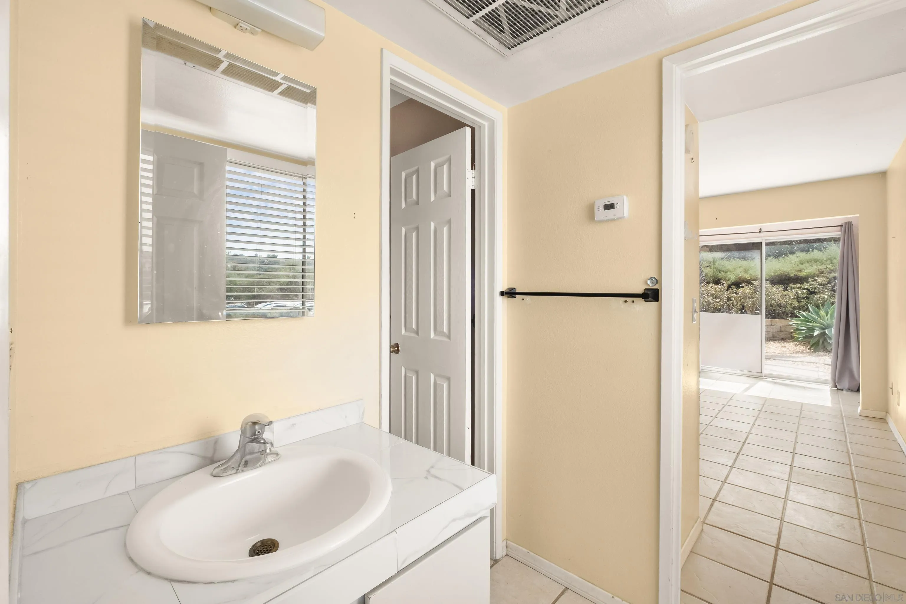 27707 Mountain Meadows Rd #49, Escondido, CA 92026, photo 11