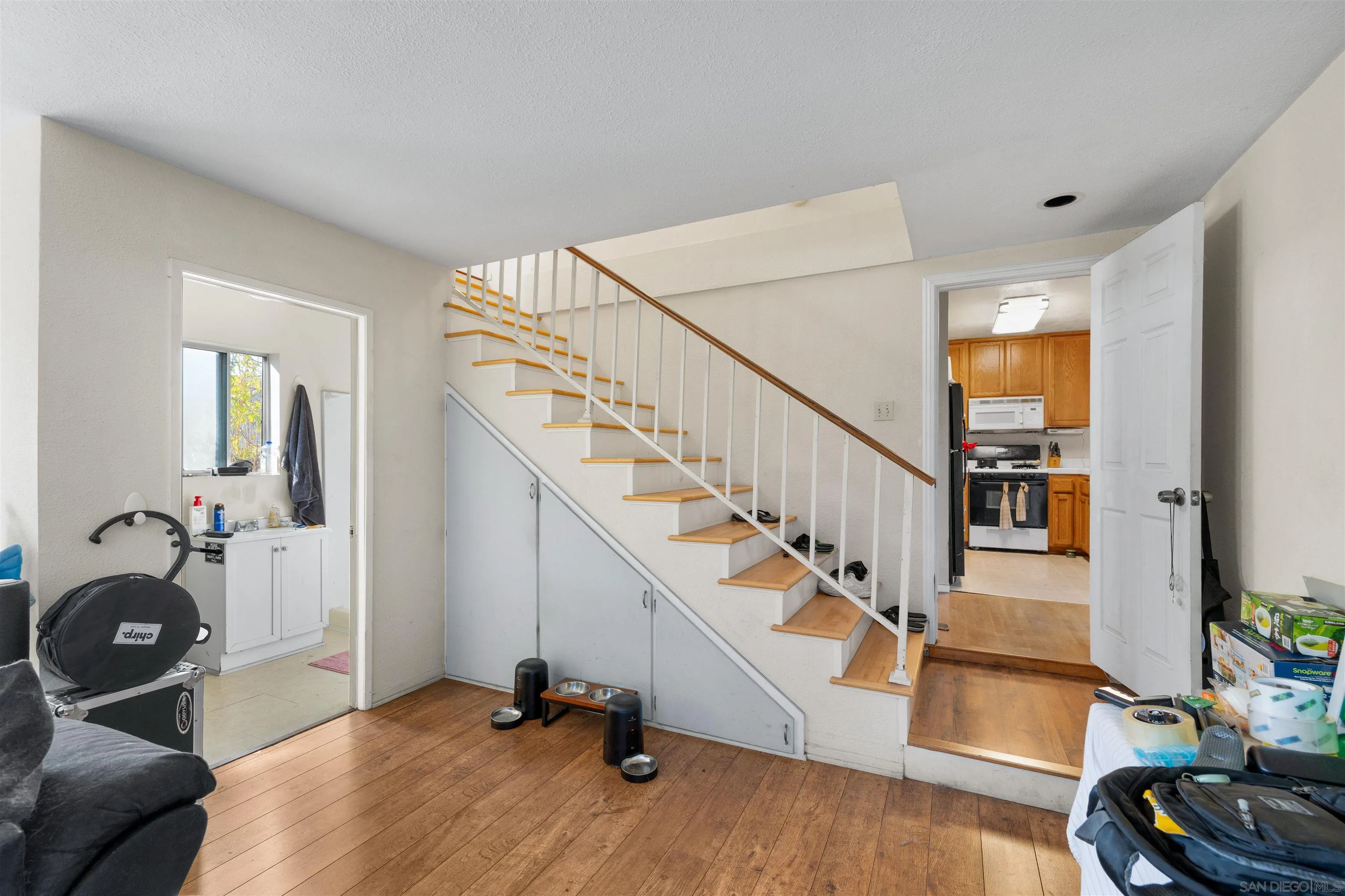 https://cdn.realtyfeed.com/cdn/127/260023897/47469f102c1e2b67e08386b03ffd164c.webp