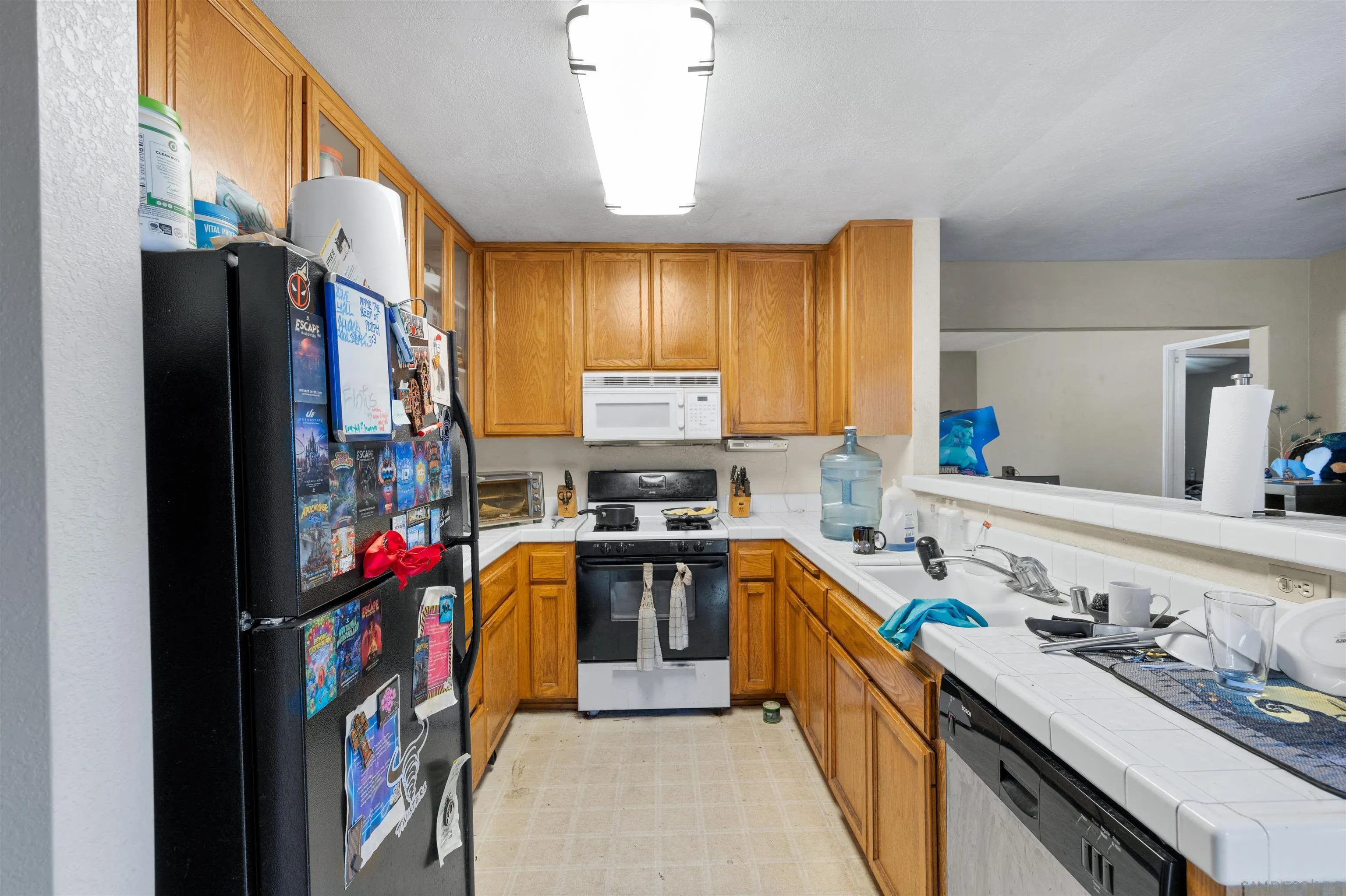 https://cdn.realtyfeed.com/cdn/127/260023897/71ce8a84201d923fd0a0983dacc3b003.webp