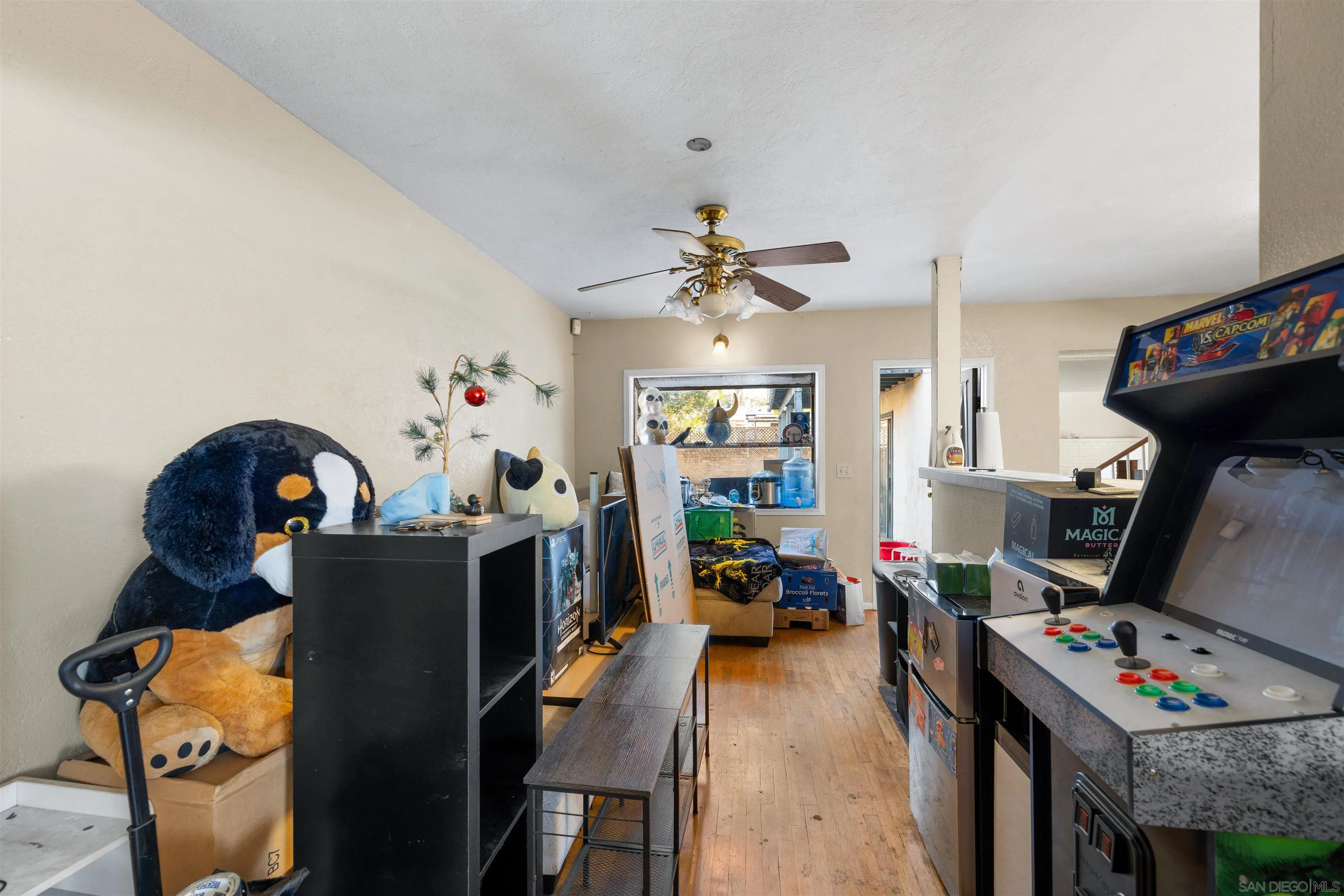 https://cdn.realtyfeed.com/cdn/127/260023897/910c7c9cb9747f965df63698c9ad0fbe.webp