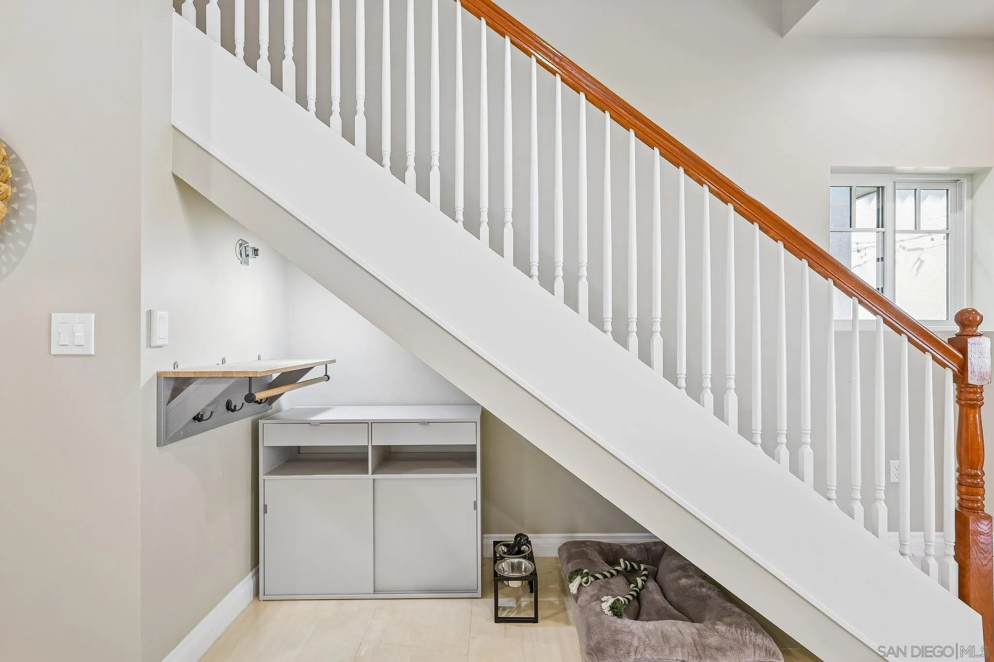 https://cdn.realtyfeed.com/cdn/127/260023898/29899493eb8b0f94e62a073b9a132982.webp