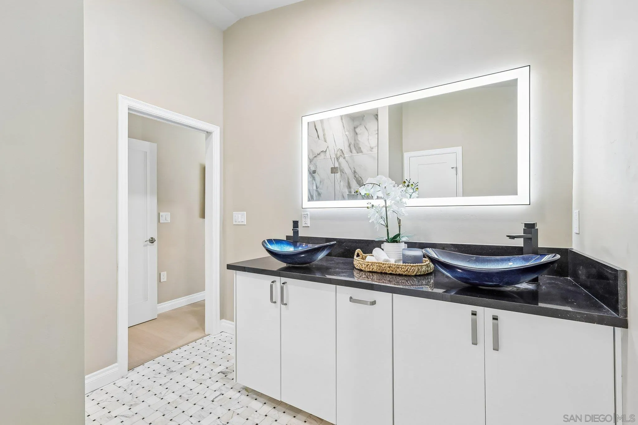 https://cdn.realtyfeed.com/cdn/127/260023898/490094d435dc61ded925d5bd8ae1b4ea.webp