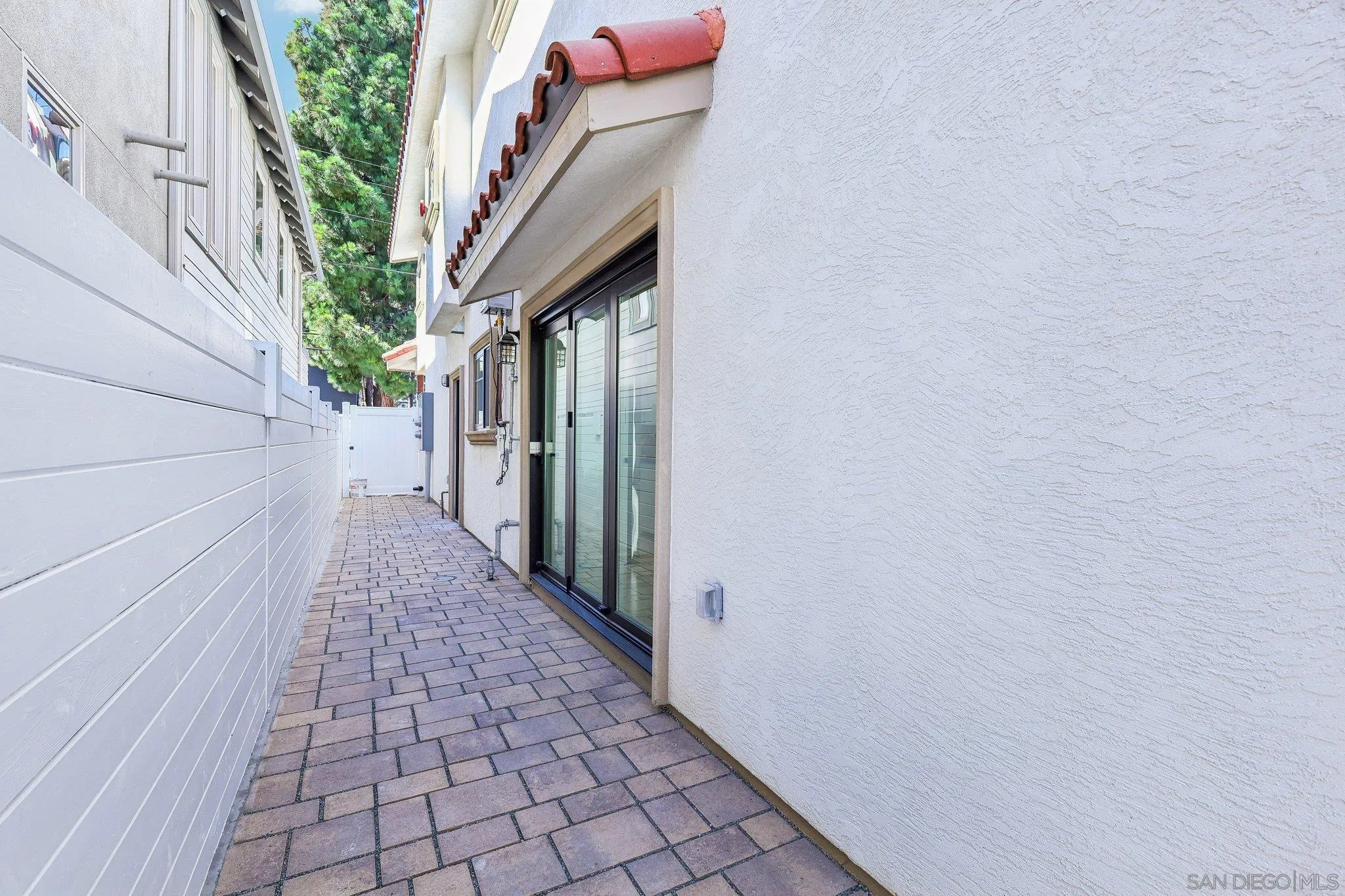 https://cdn.realtyfeed.com/cdn/127/260023898/9a2b2a4d5189fc23bc08a8abd09cb837.webp