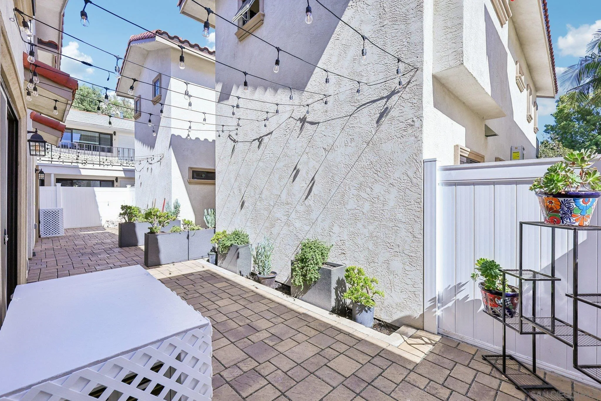 https://cdn.realtyfeed.com/cdn/127/260023898/a14c1e63deba81d6c8254bb0cad5f3bb.webp