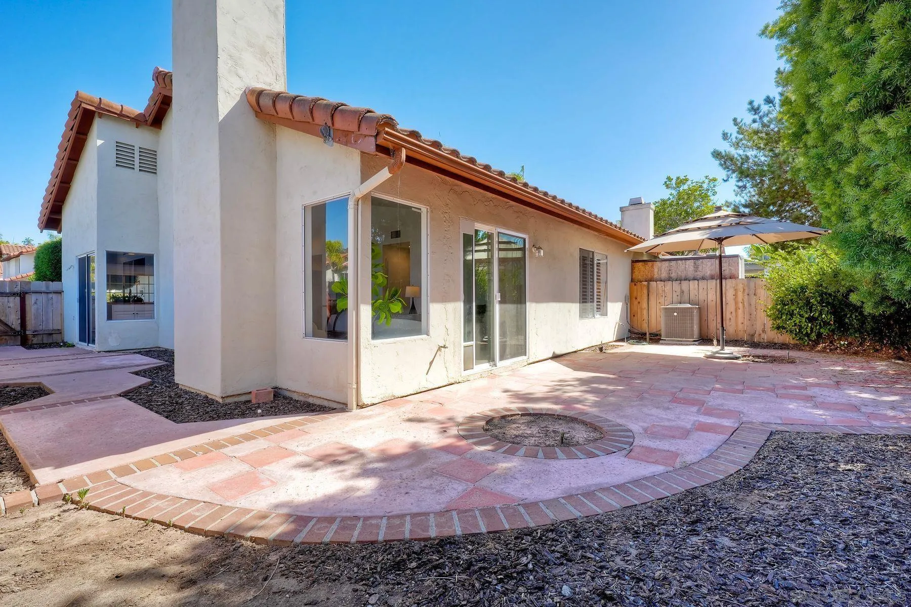 https://cdn.realtyfeed.com/cdn/127/260023900/e767a775731f39f7e2f370c2af0aa881.webp