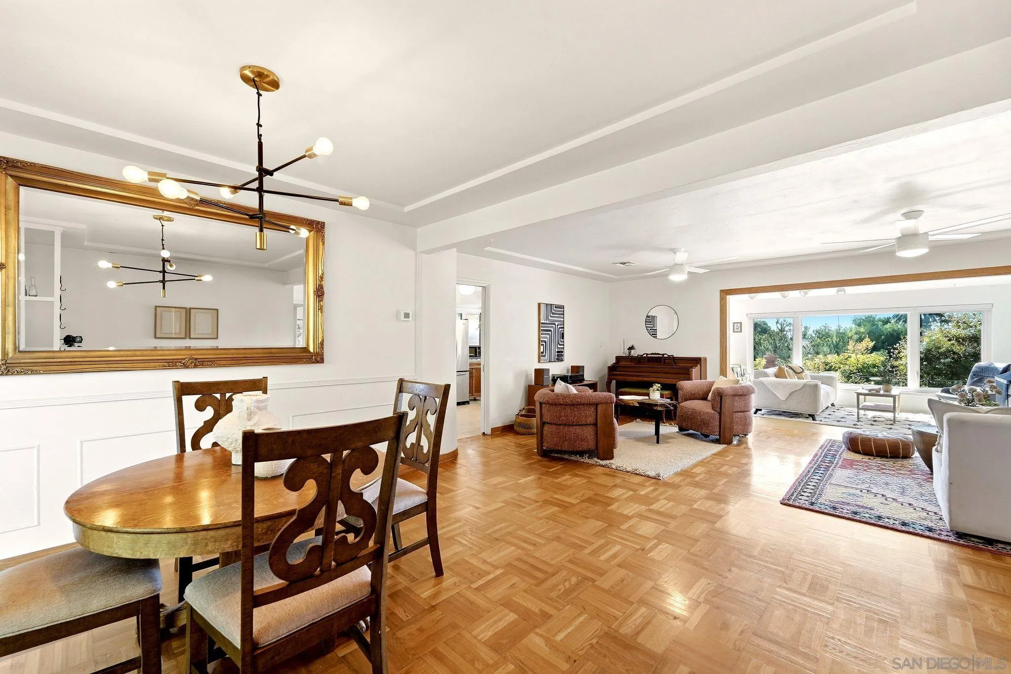 https://cdn.realtyfeed.com/cdn/127/260023901/29729799f68deab9e40be3016dfc9677.webp
