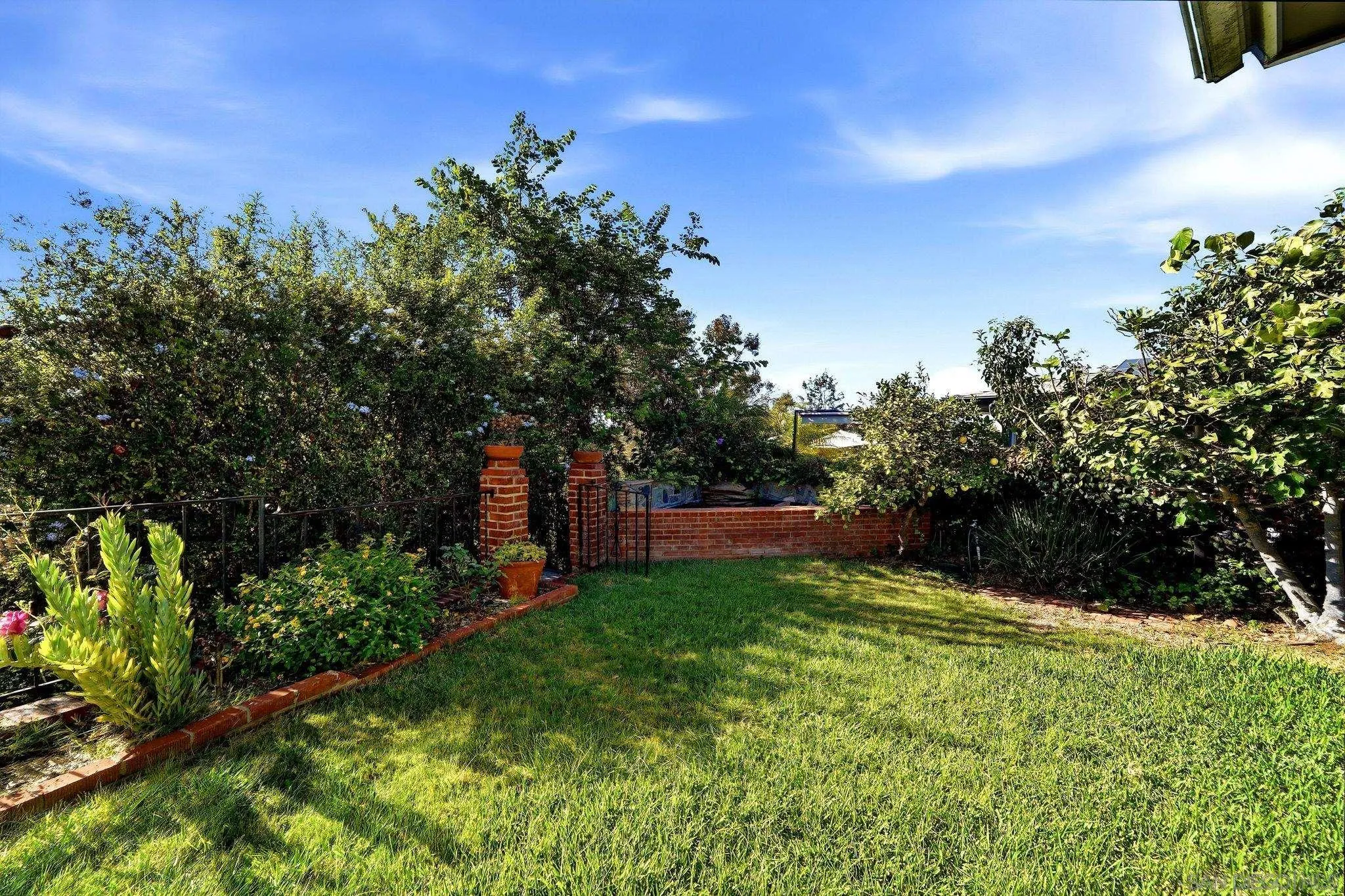 https://cdn.realtyfeed.com/cdn/127/260023901/810998f9ef436c76a1797019e0239213.webp