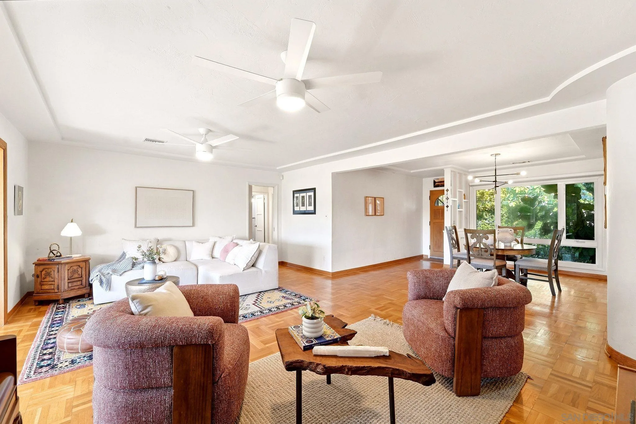 https://cdn.realtyfeed.com/cdn/127/260023901/8e3bf129be2b313b694d32b6c382c086.webp
