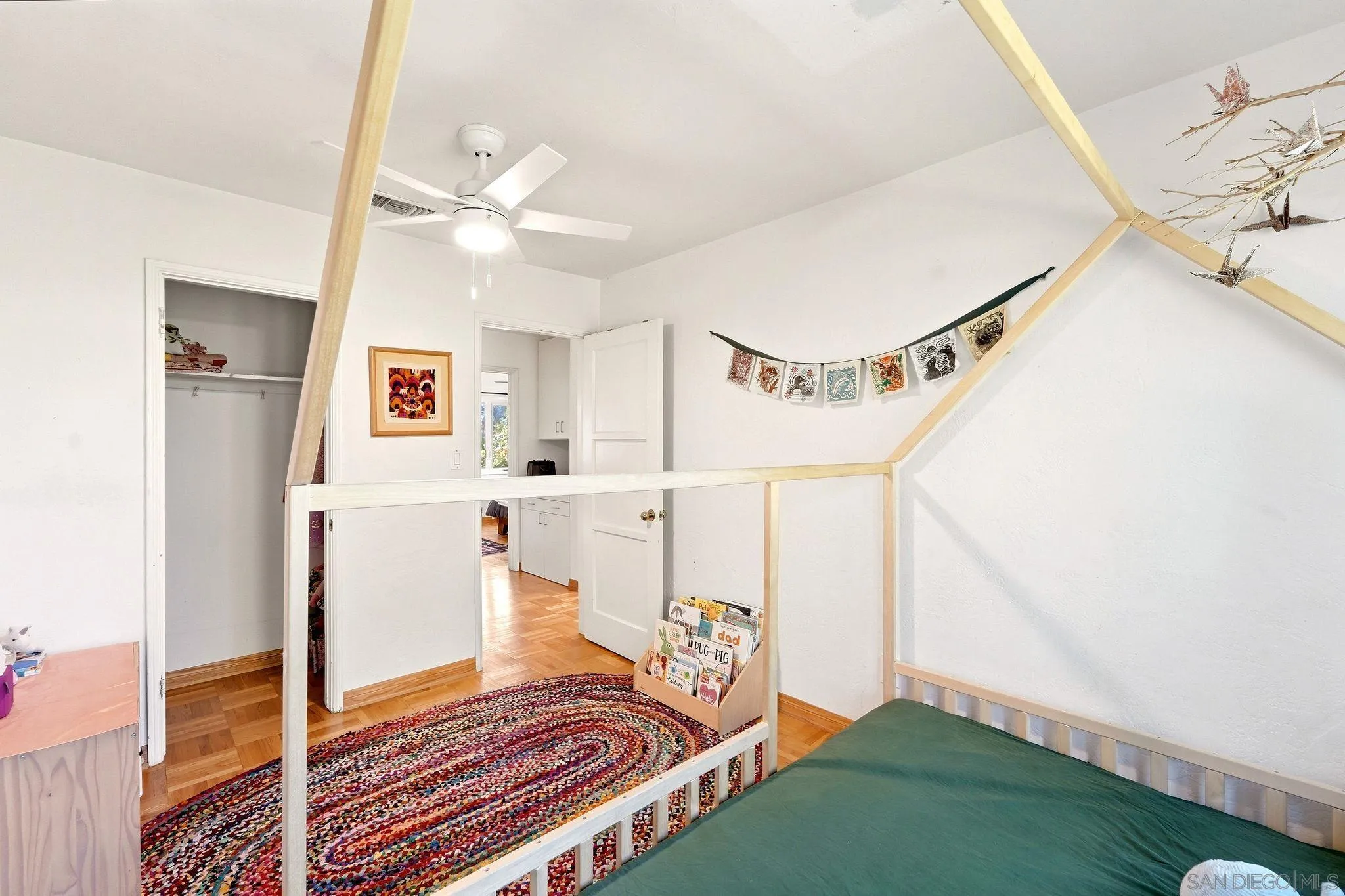 https://cdn.realtyfeed.com/cdn/127/260023901/918dfc0b64bc544f040af37439885d94.webp