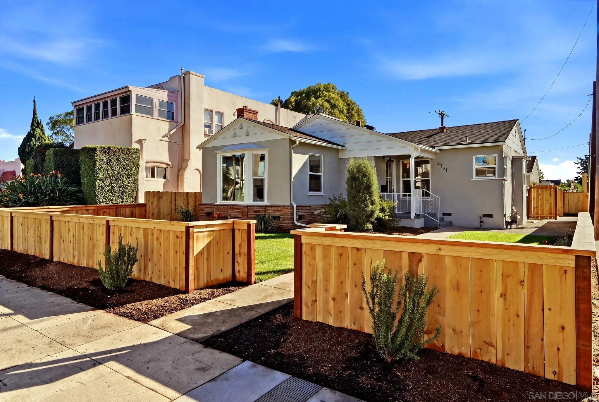 https://cdn.realtyfeed.com/cdn/127/260023906/1cb35d563887a382fce23e59e10f6538.webp