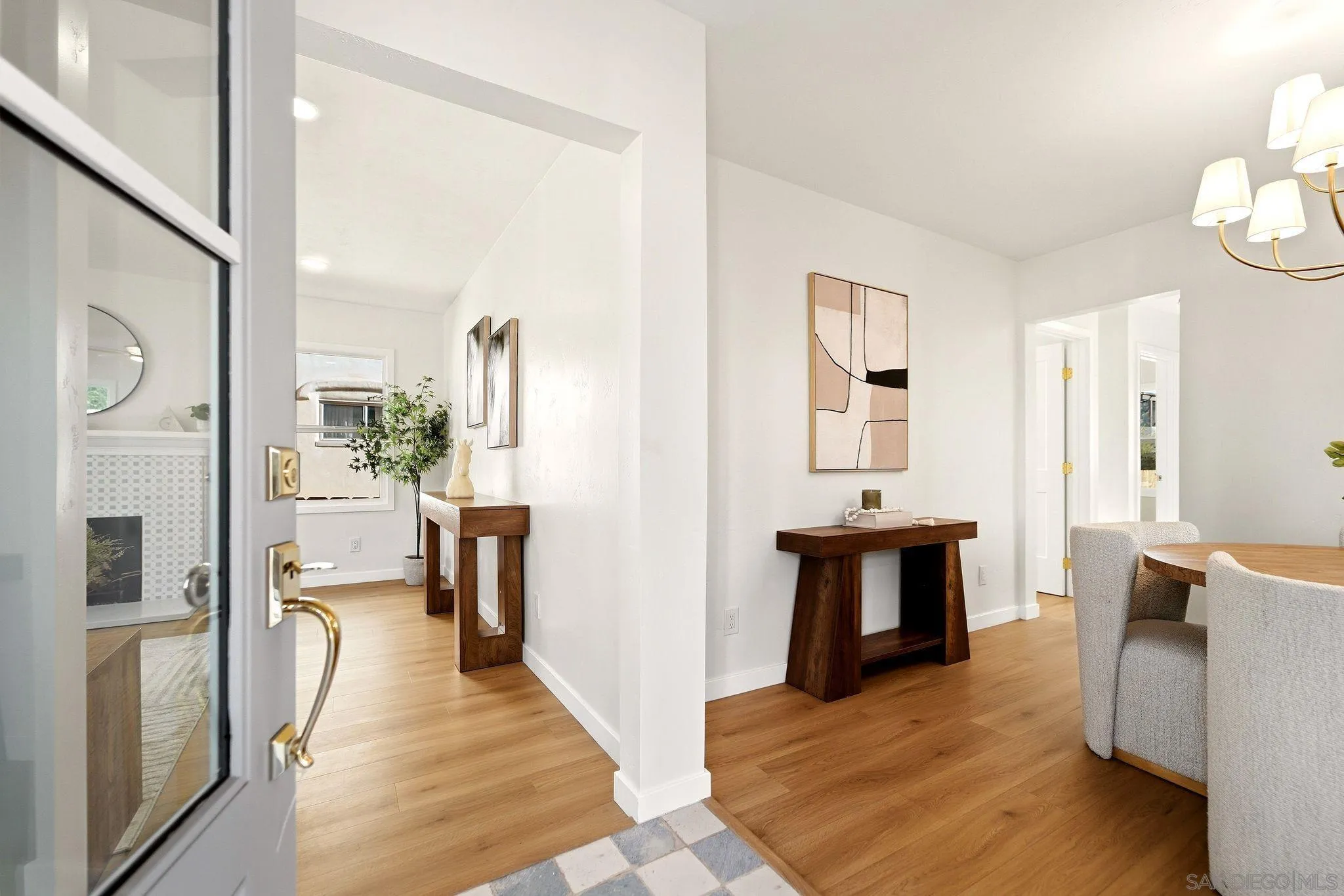 https://cdn.realtyfeed.com/cdn/127/260023906/7f323d31fa4dcf4d3e127ea55e29d394.webp