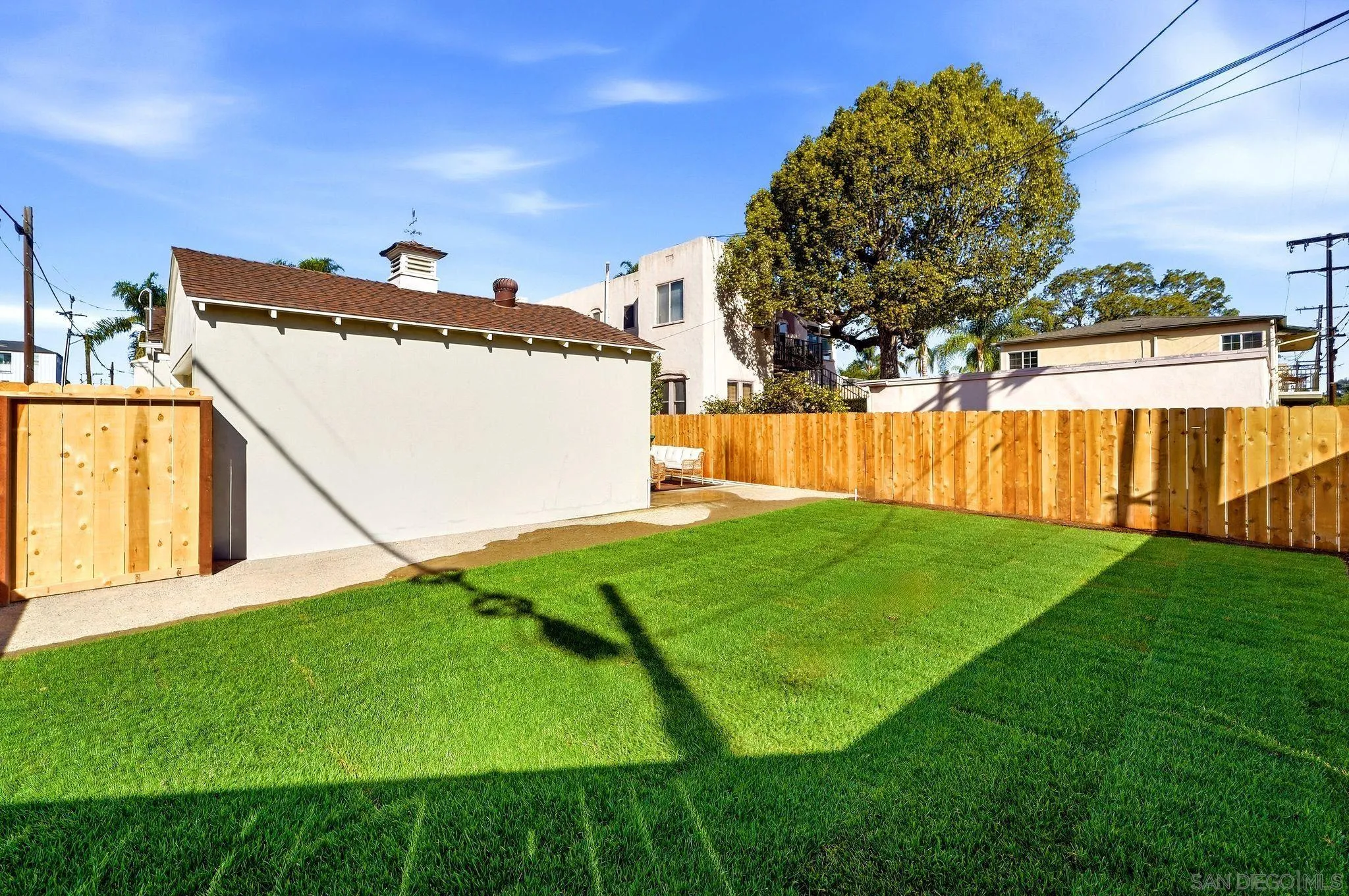 https://cdn.realtyfeed.com/cdn/127/260023906/e0d878c80e952045685ea57de1028511.webp