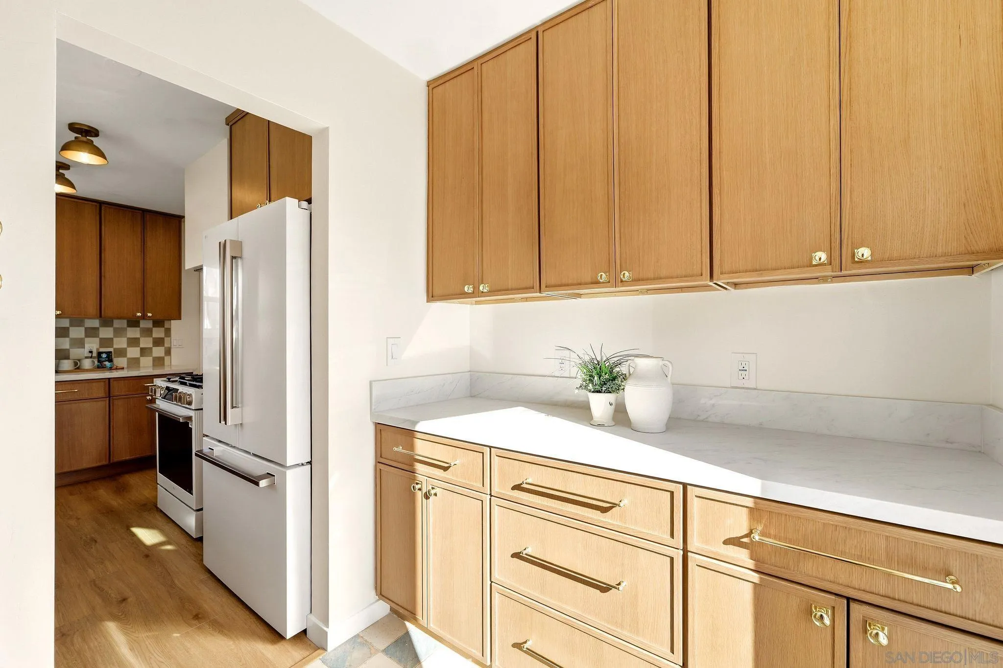 https://cdn.realtyfeed.com/cdn/127/260023906/eea2e7889633a49b359c0ebccef160fc.webp