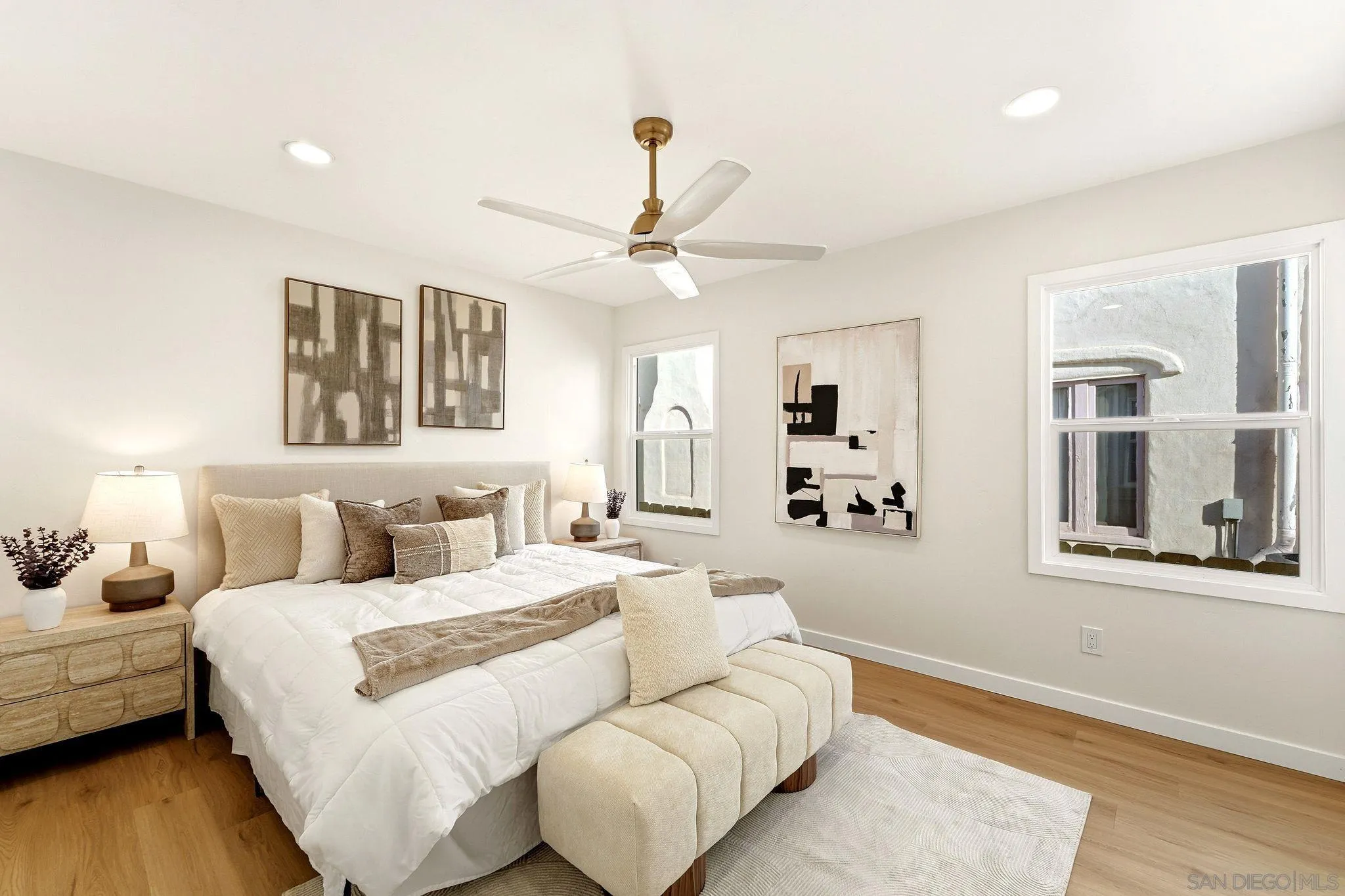 https://cdn.realtyfeed.com/cdn/127/260023906/f1d38093b55ca845febd0e2e00a6df57.webp