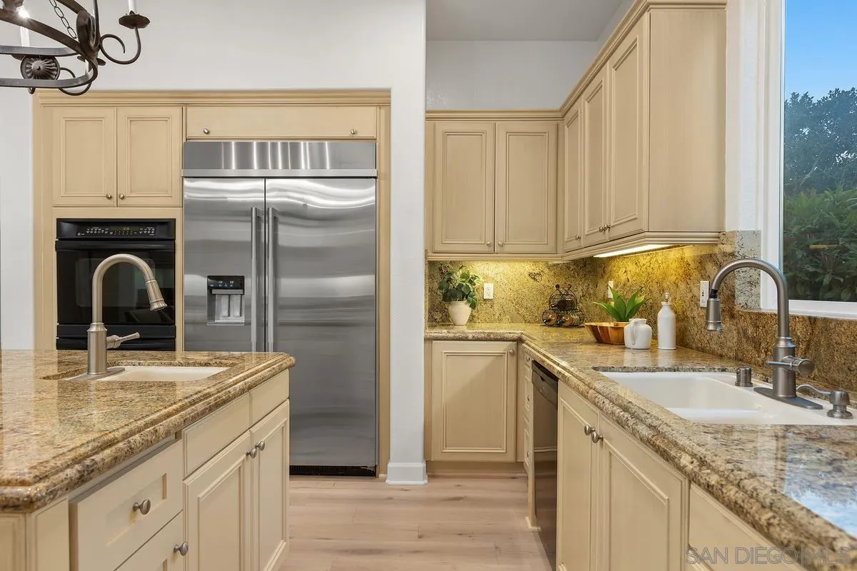 https://cdn.realtyfeed.com/cdn/127/260023907/12ceb71b5dc38624856bb83aedae8c6f.webp
