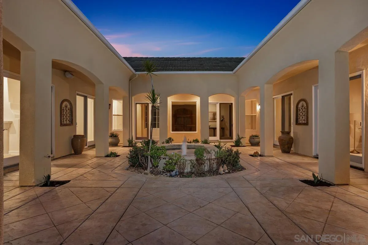 https://cdn.realtyfeed.com/cdn/127/260023907/4d5cf79c5ffb63ac58aff07db4a23978.webp
