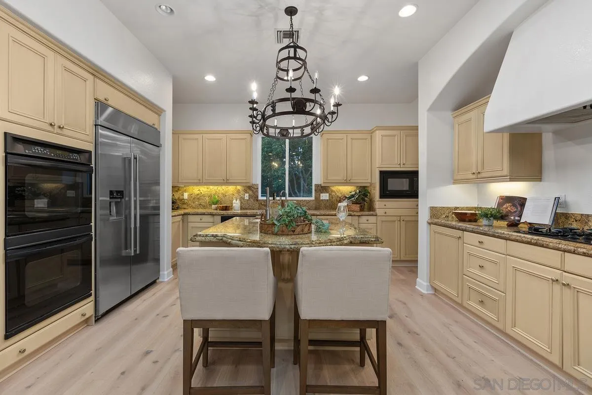 https://cdn.realtyfeed.com/cdn/127/260023907/77ea140186cdc10c701daa489d74ad16.webp