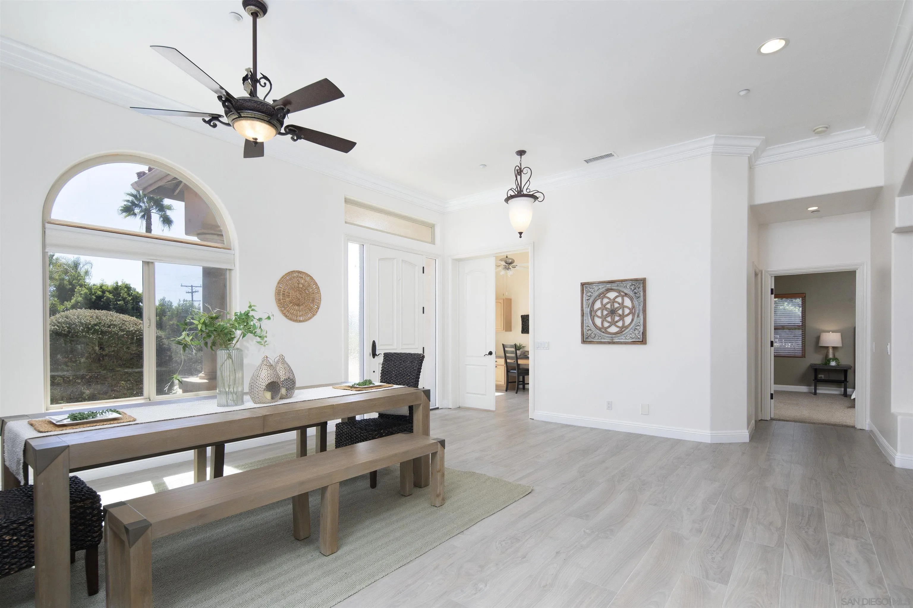 https://cdn.realtyfeed.com/cdn/127/260023908/109e97bdae577e41152162dca8bb69e8.webp