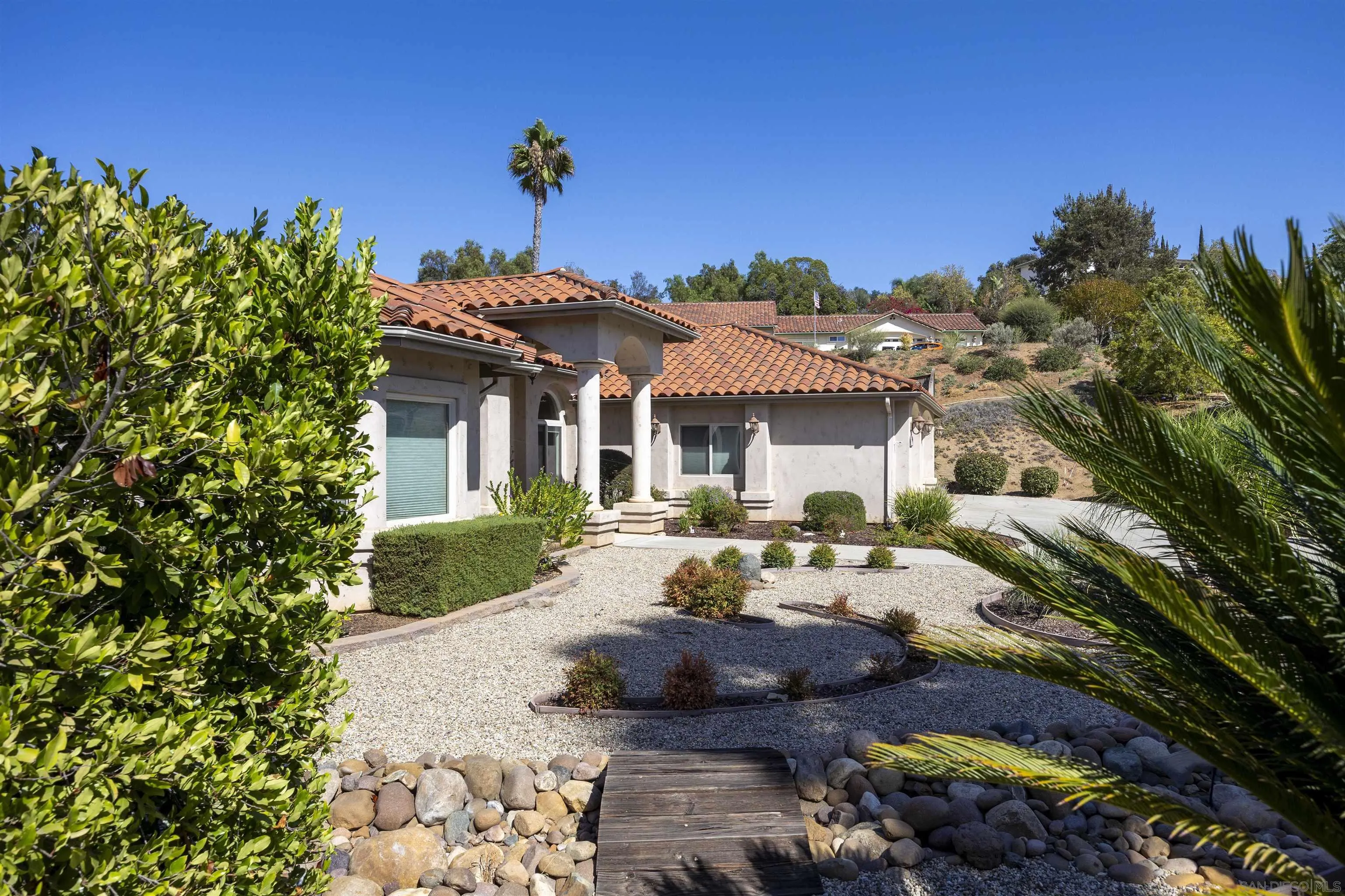 https://cdn.realtyfeed.com/cdn/127/260023908/4e0c607ce6ede8e8501d78f47ca7a113.webp