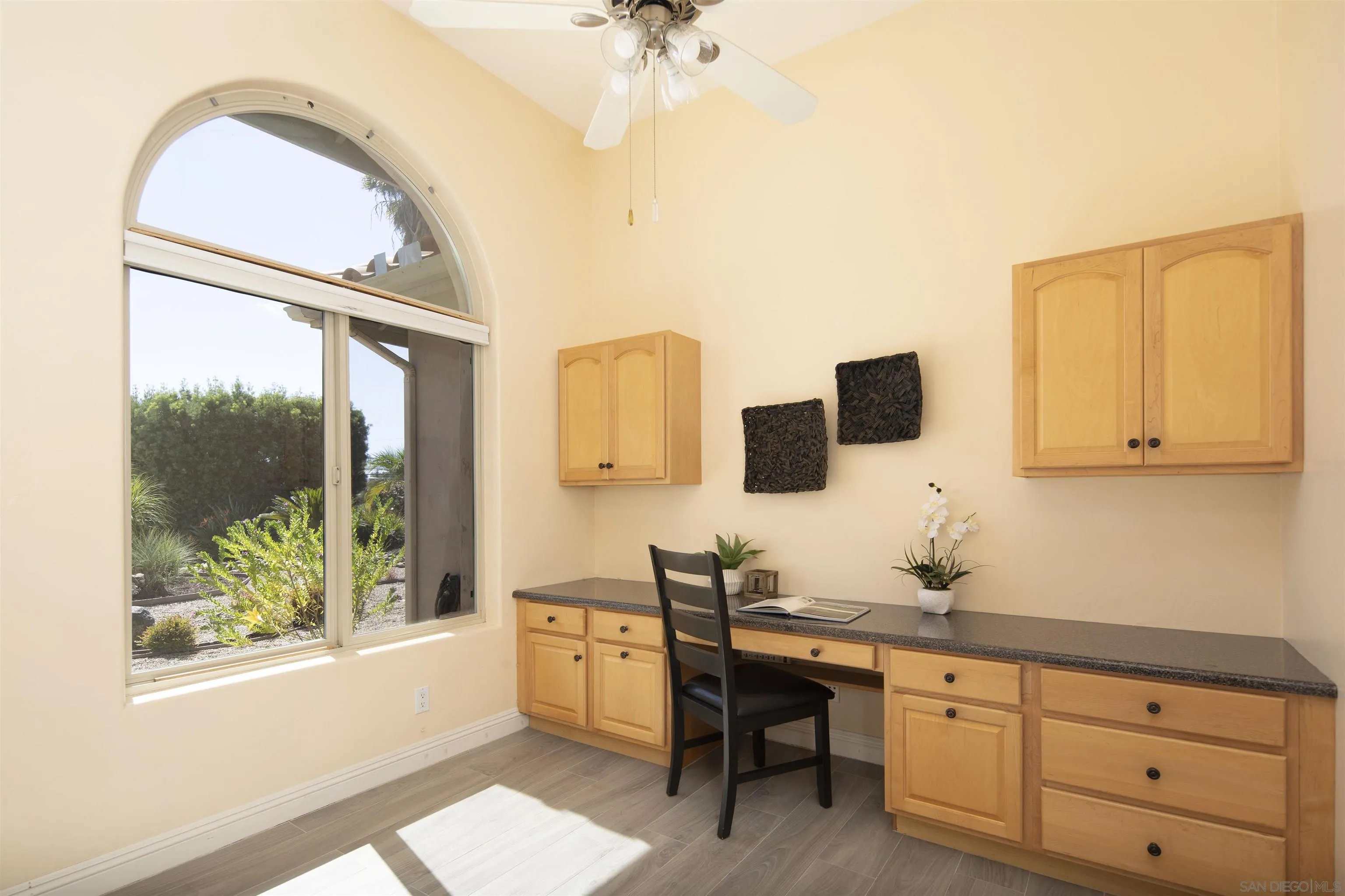 https://cdn.realtyfeed.com/cdn/127/260023908/e452fed62d9d76539834571b41c21b83.webp