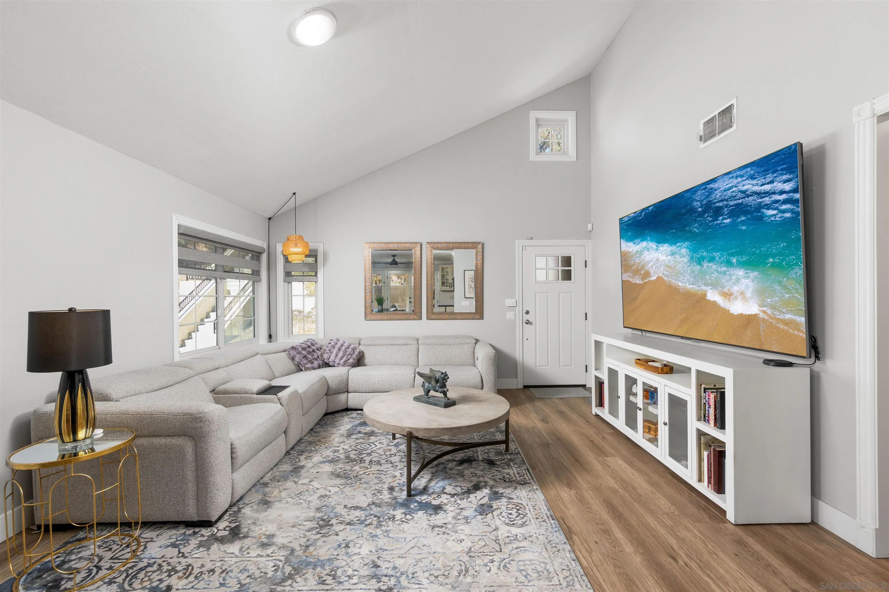 https://cdn.realtyfeed.com/cdn/127/260023909/72b3770ff824ec2eb5531a0cbedc4081.webp