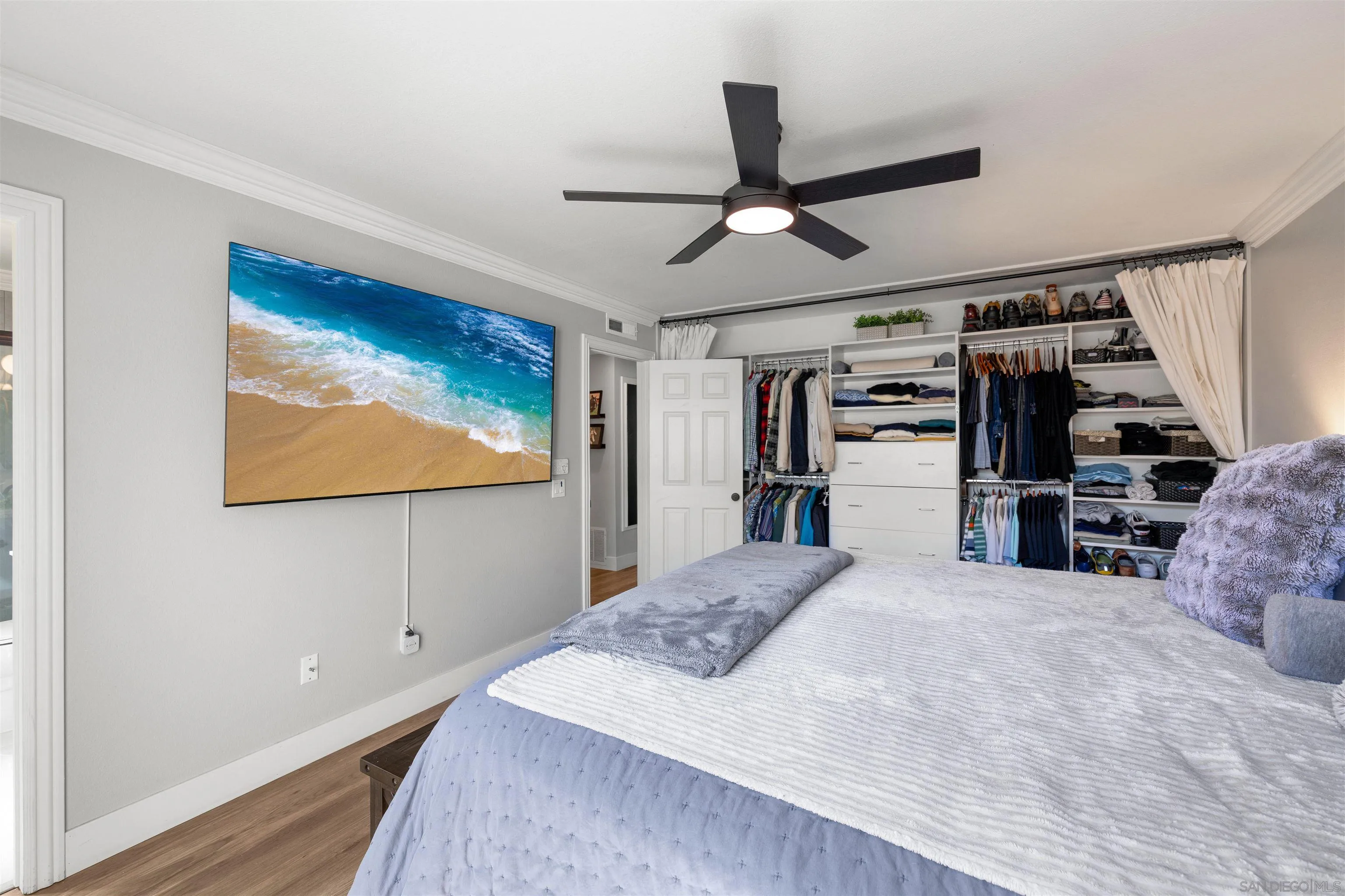 https://cdn.realtyfeed.com/cdn/127/260023909/8870dbacf3f615fb4f41b24acc4a3f32.webp