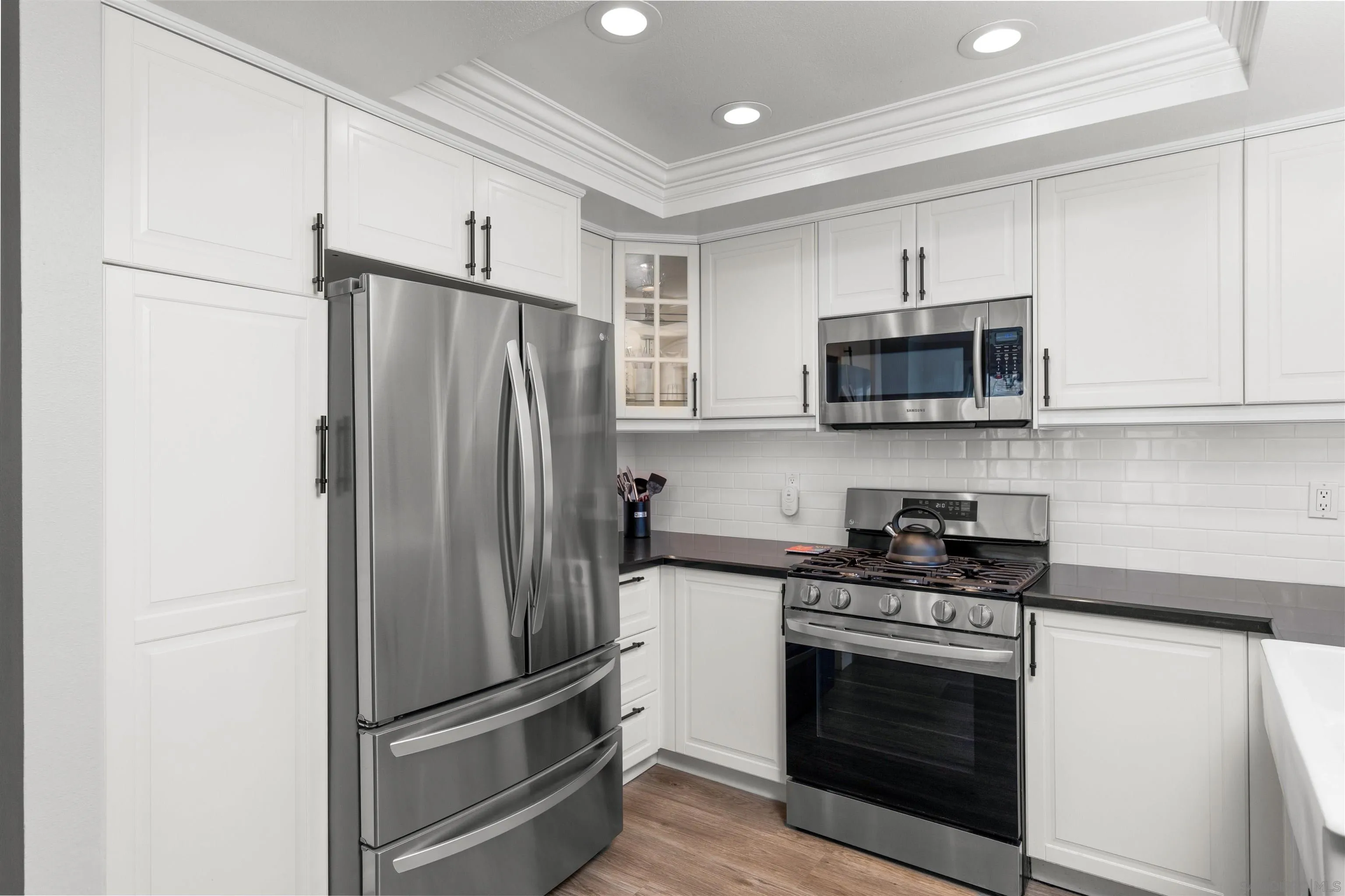 https://cdn.realtyfeed.com/cdn/127/260023909/e9fa589ce434a6de869315161d3eb121.webp