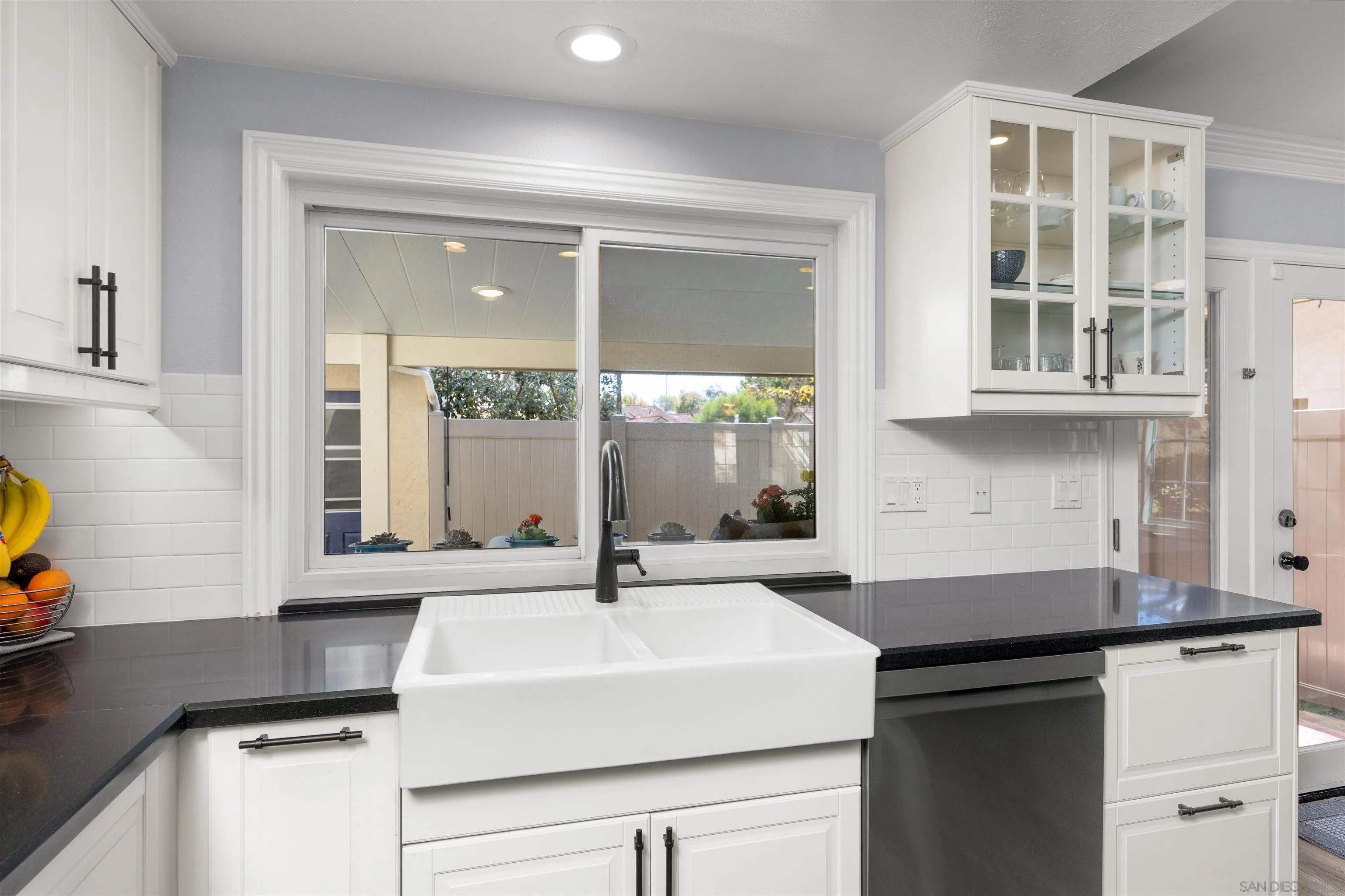 https://cdn.realtyfeed.com/cdn/127/260023909/f0aad8b66c4b31e443defd43ac6d4180.webp