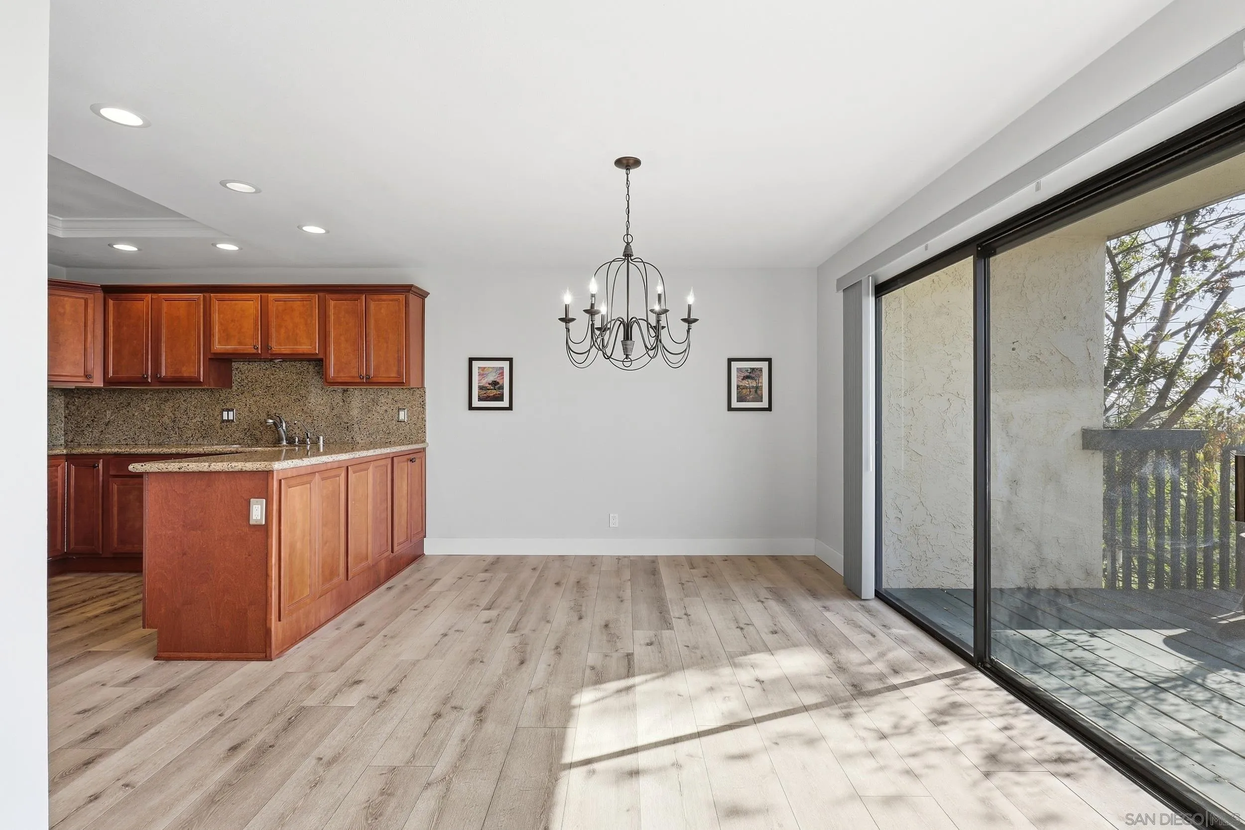 https://cdn.realtyfeed.com/cdn/127/260023912/292588c8ddca238105d4a73563f50458.webp