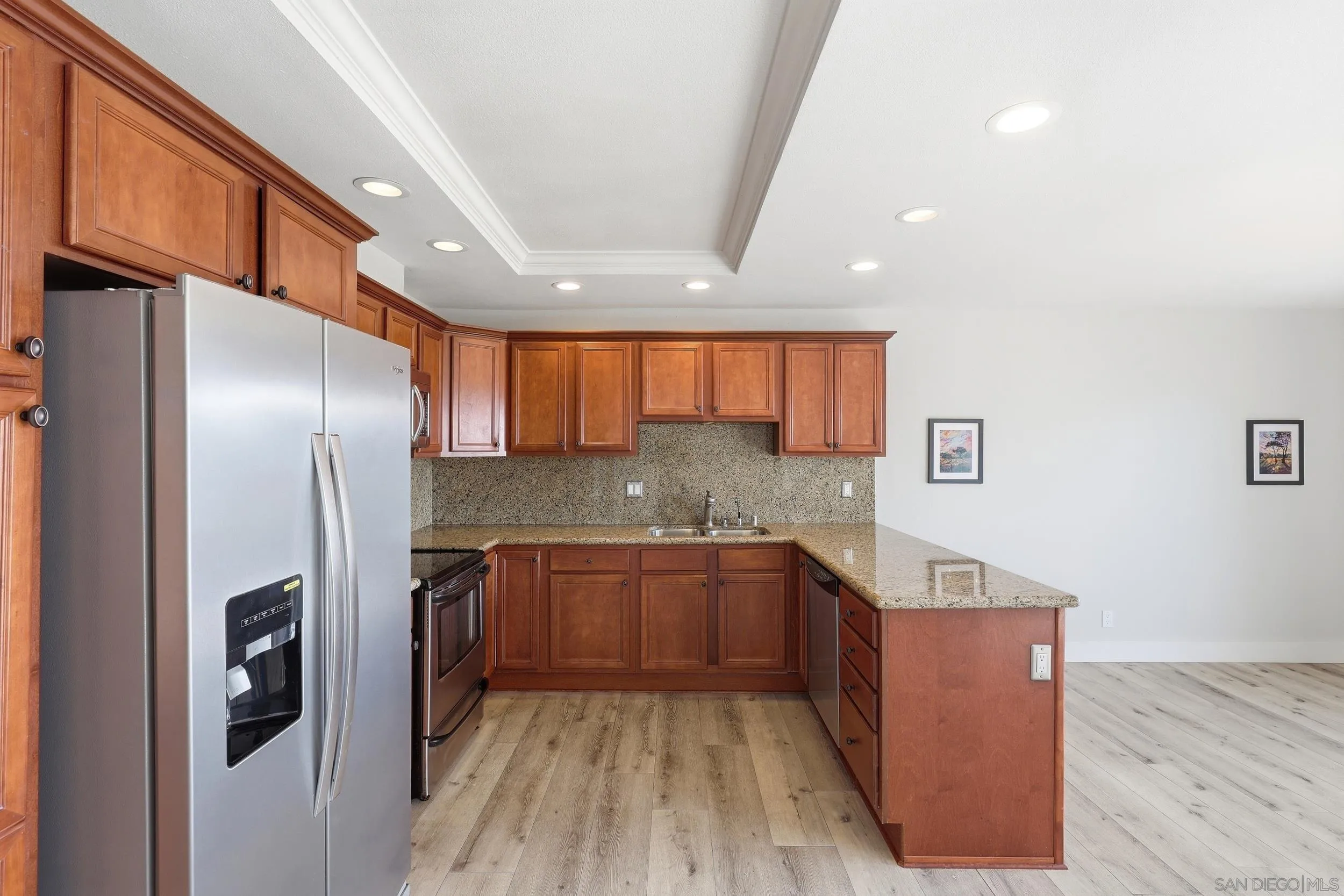 https://cdn.realtyfeed.com/cdn/127/260023912/3c8318550a3c7d4e69ef7d457651d381.webp