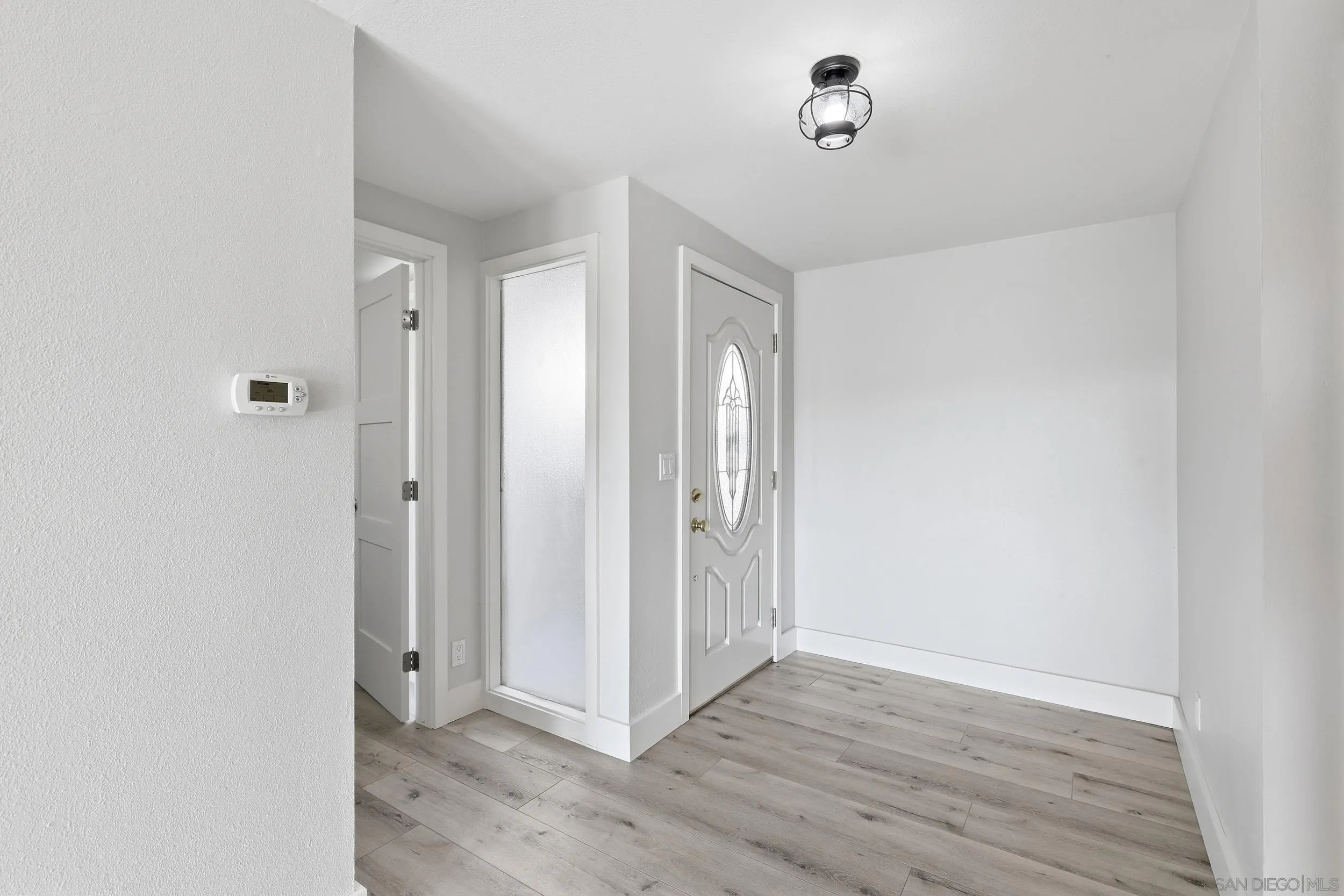https://cdn.realtyfeed.com/cdn/127/260023912/c1c06d24974700515c371ac59ded186e.webp