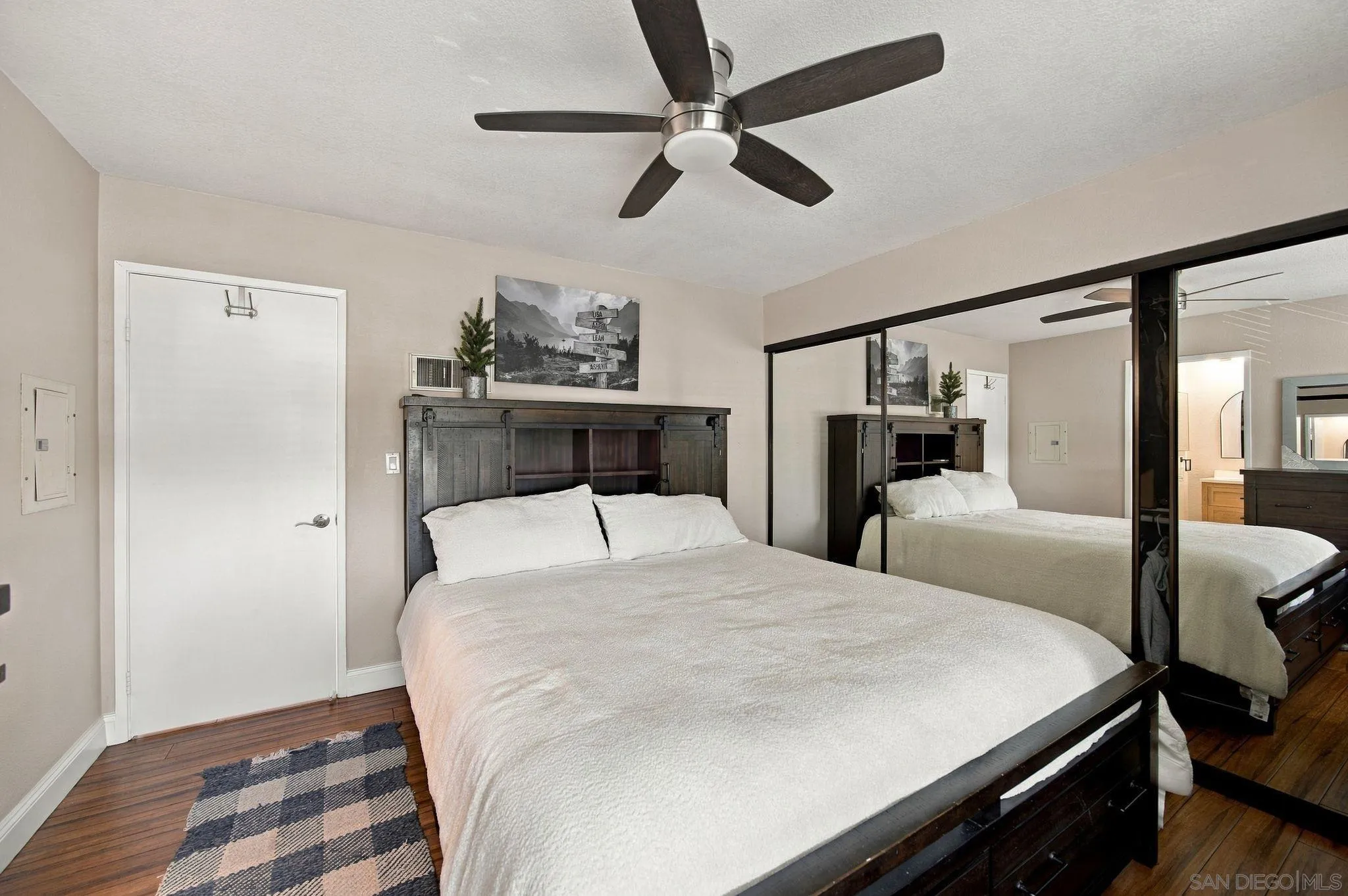 https://cdn.realtyfeed.com/cdn/127/260023921/05abdb33c26e71f2989bb72d4ce21c6a.webp