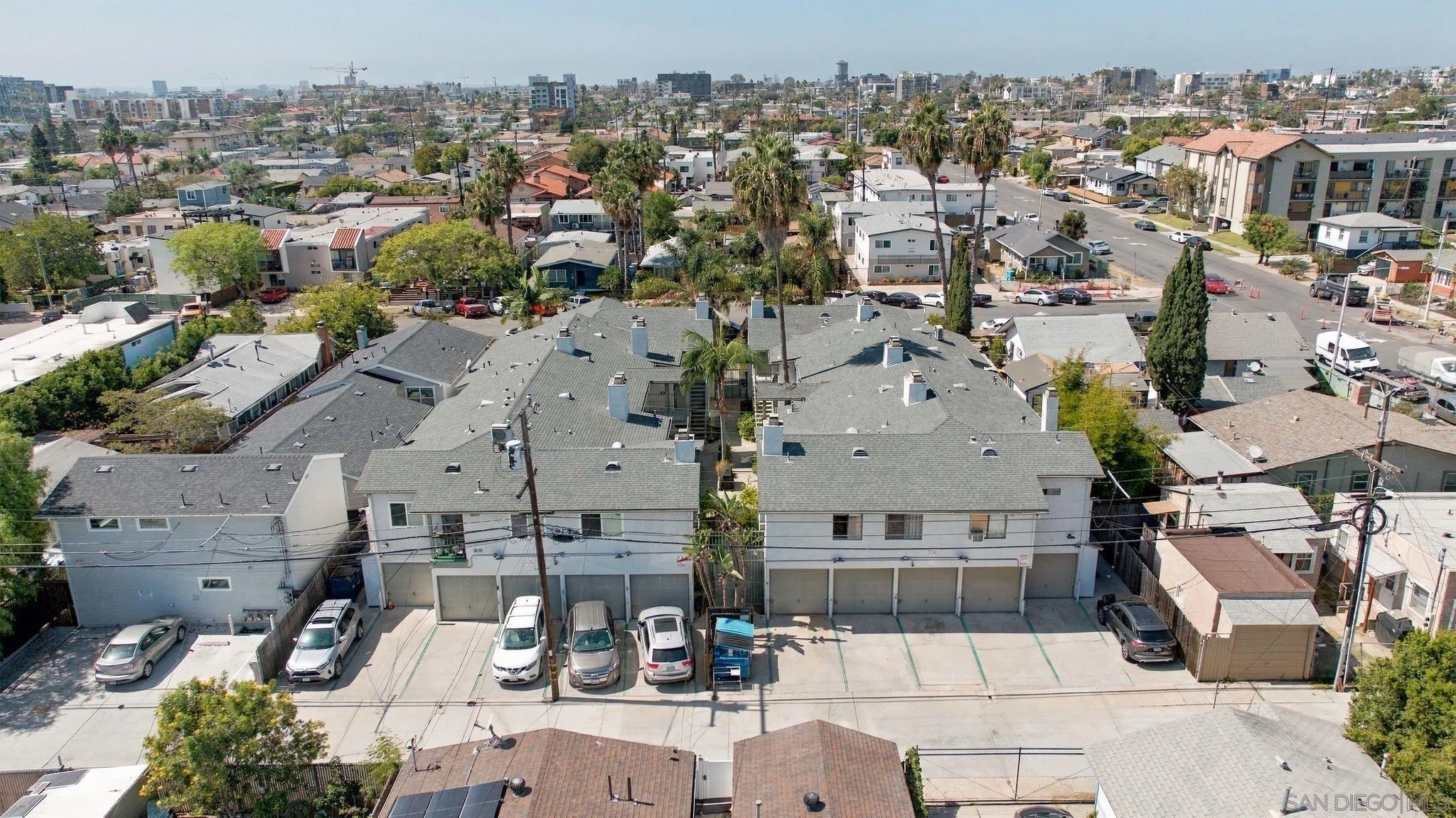 https://cdn.realtyfeed.com/cdn/127/260023921/b5c2a6af97eb8629a1c58a548f6b0212.webp