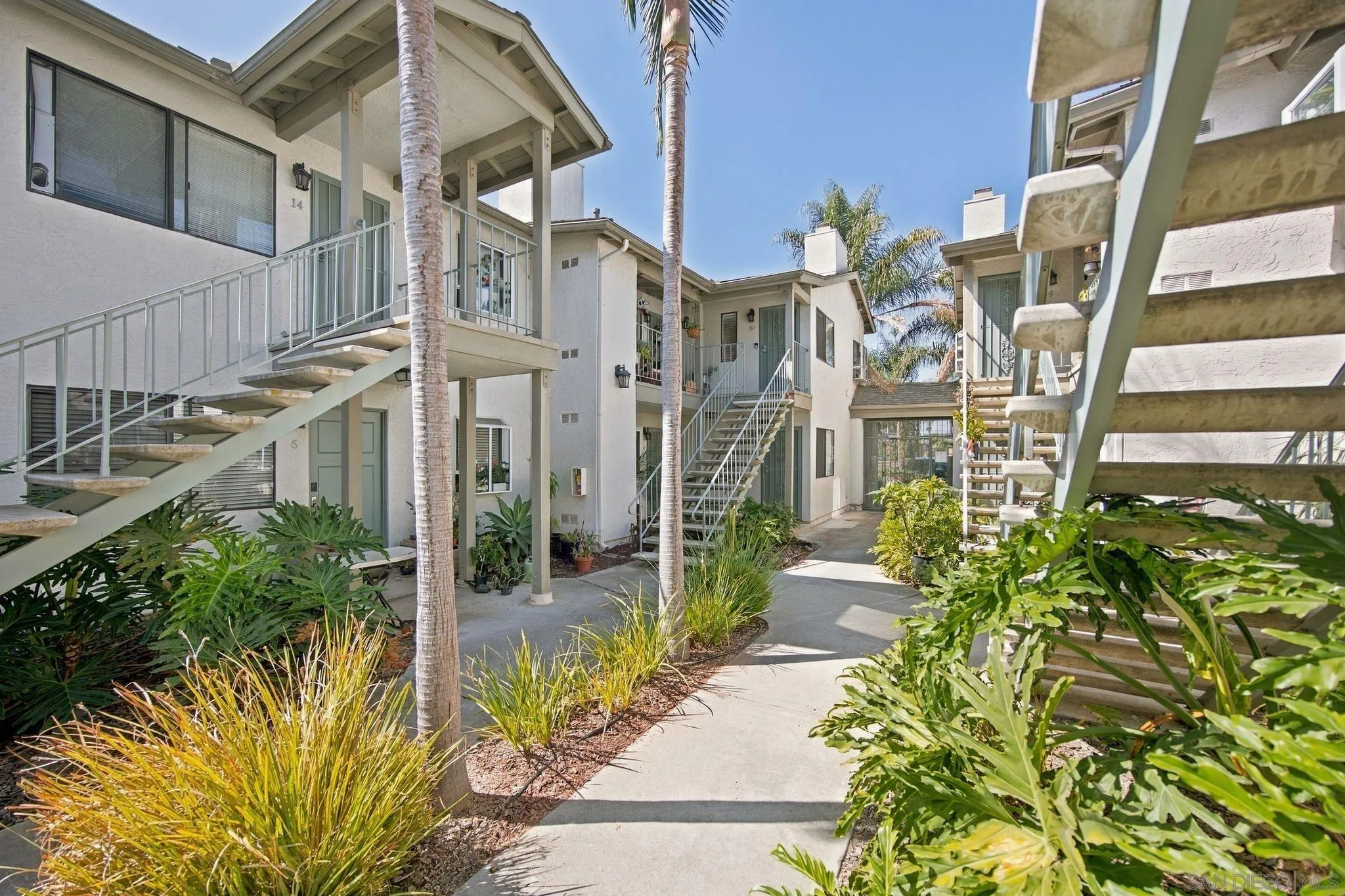 https://cdn.realtyfeed.com/cdn/127/260023921/fea90b71574bcd65d74be8e2ce05b1bb.webp