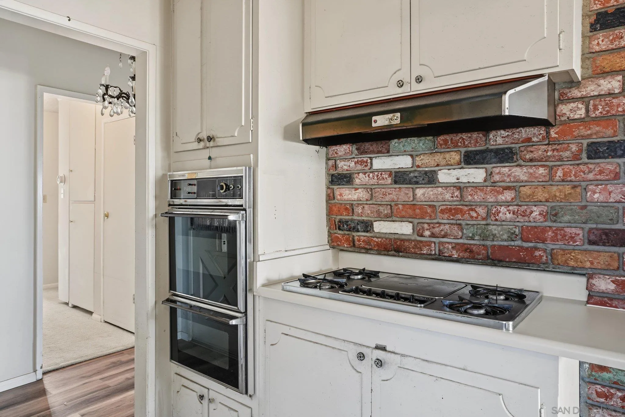 https://cdn.realtyfeed.com/cdn/127/260023922/eb1a2e38463d7379e6e222f29125d46b.webp