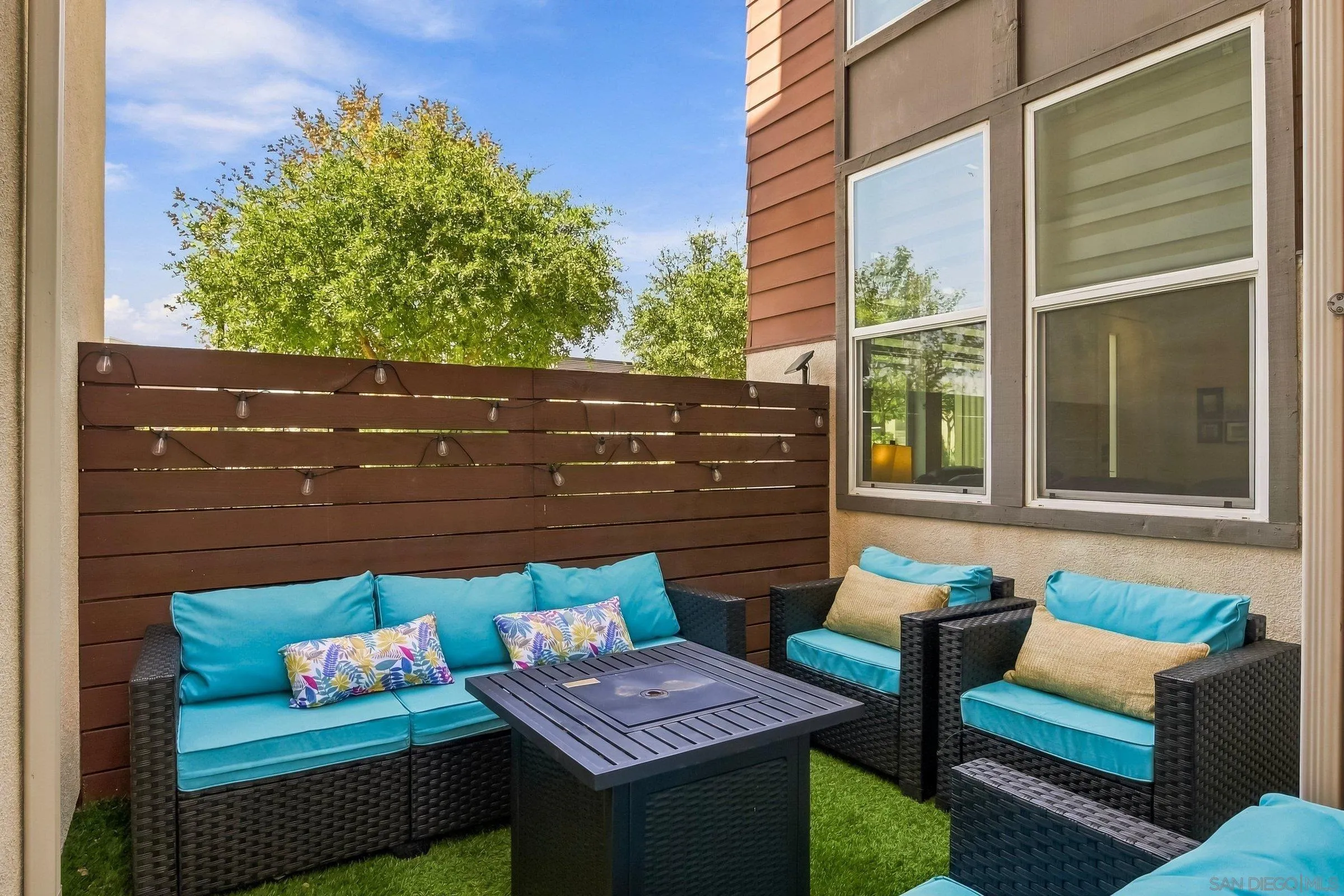 https://cdn.realtyfeed.com/cdn/127/260023923/8108b7c52df5691fb78952bd54e4e0f6.webp