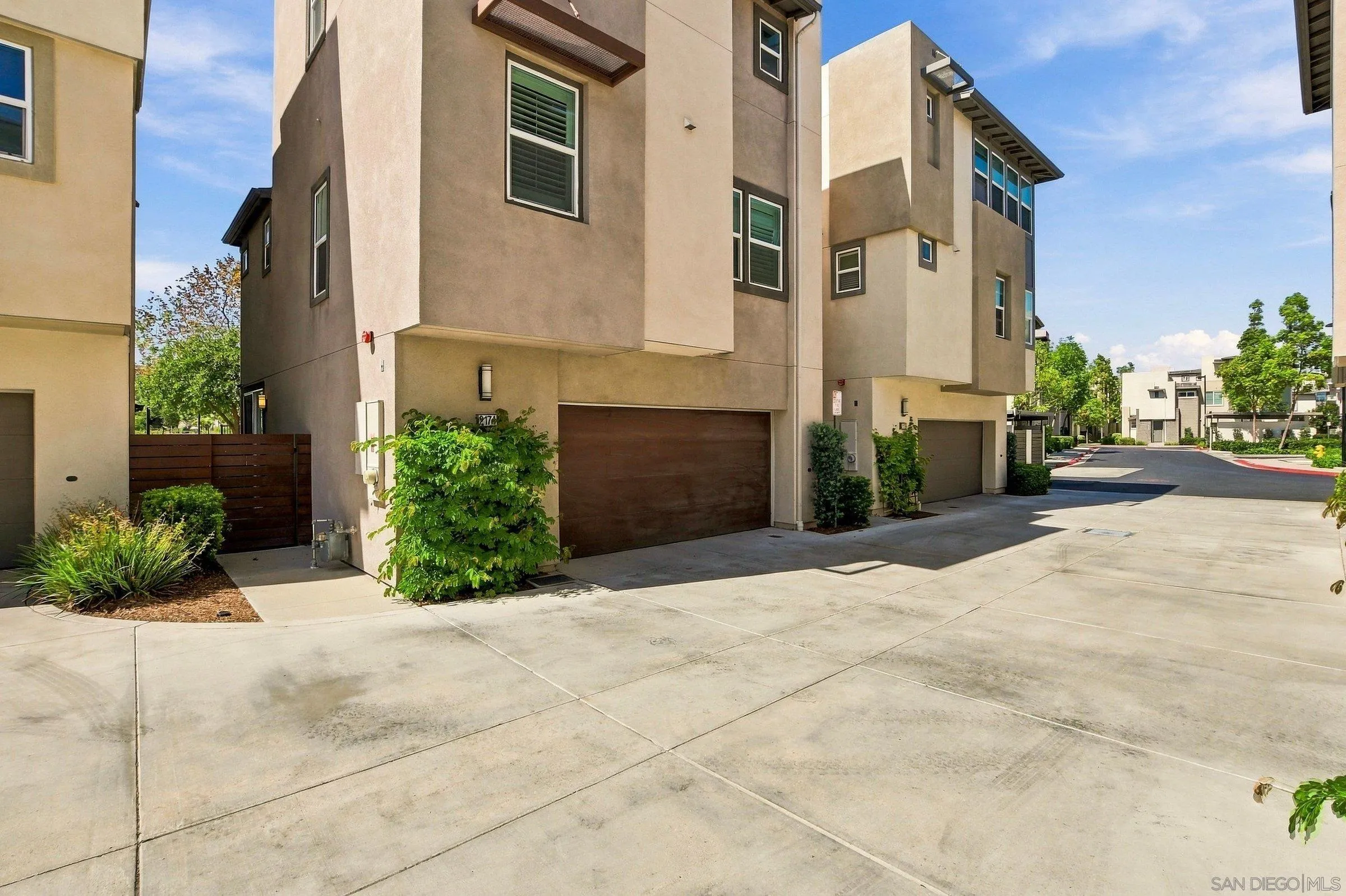 https://cdn.realtyfeed.com/cdn/127/260023923/9d44030b1fb740ddc4dce69354c7b5bb.webp
