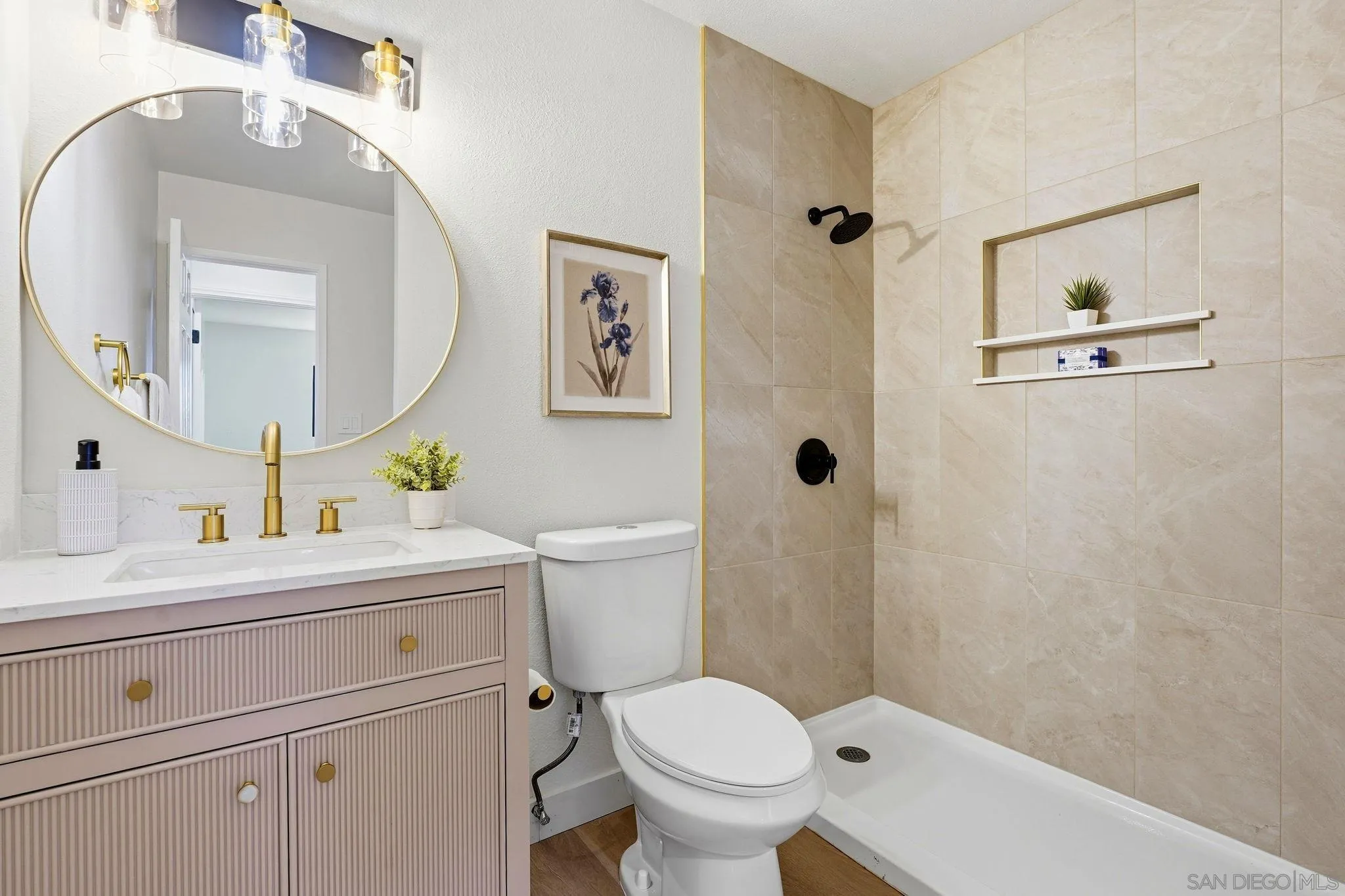 https://cdn.realtyfeed.com/cdn/127/260023925/2a7084171265f75af468680ad4ac927c.webp