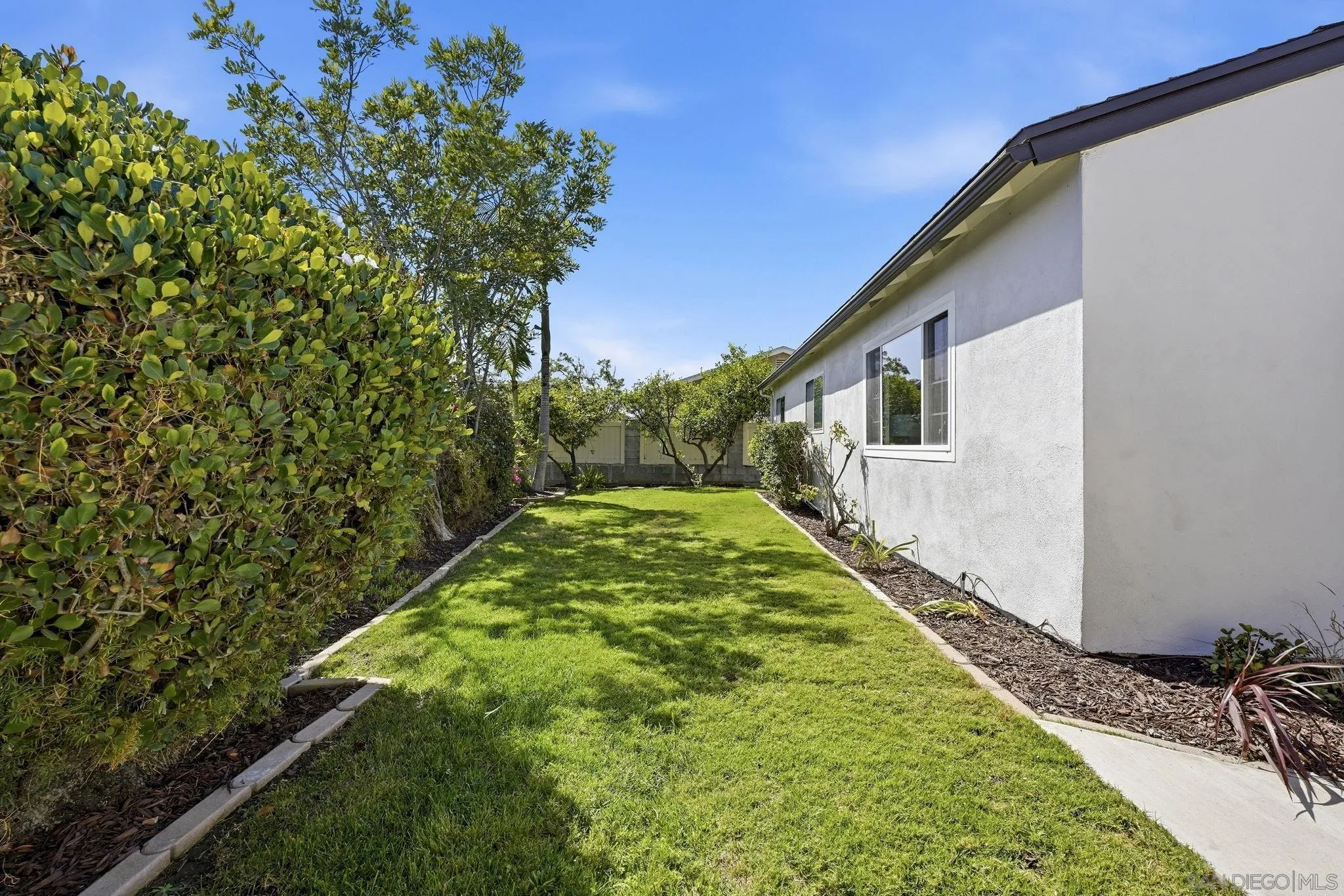 https://cdn.realtyfeed.com/cdn/127/260023925/4462291fa8d0f4466a5e639d267ec7a7.webp