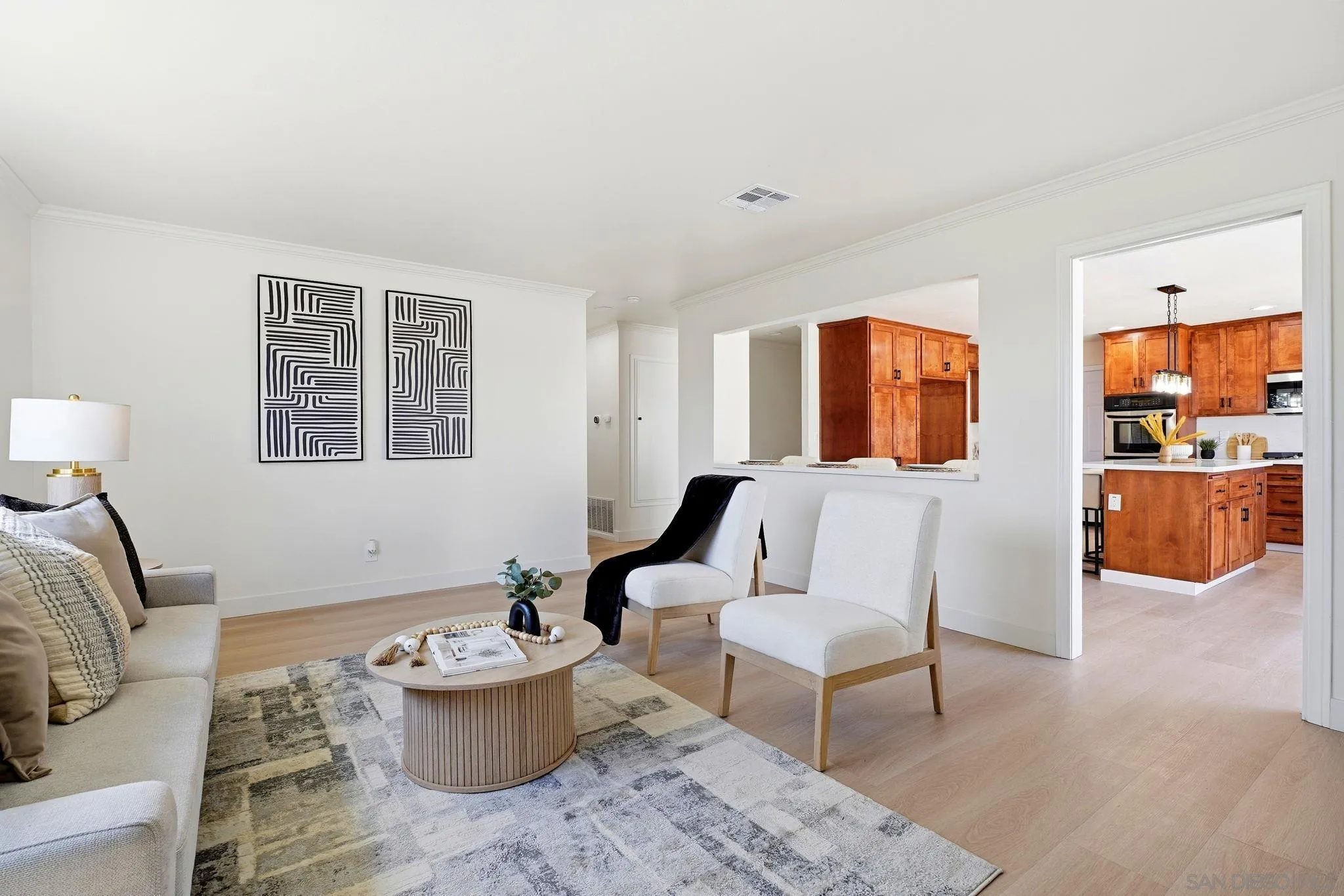 https://cdn.realtyfeed.com/cdn/127/260023925/cd09ac6aea400c064ceabc6e01e10cd2.webp